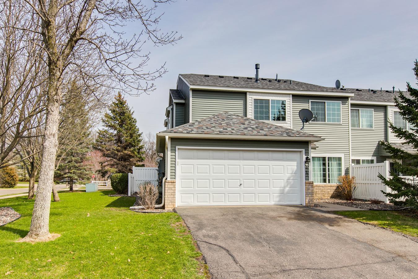 View of Residential at 6987 21st Street, Oakdale MN 55128, Oakdale - Mike Wilen | Minnesota Team Real Estate