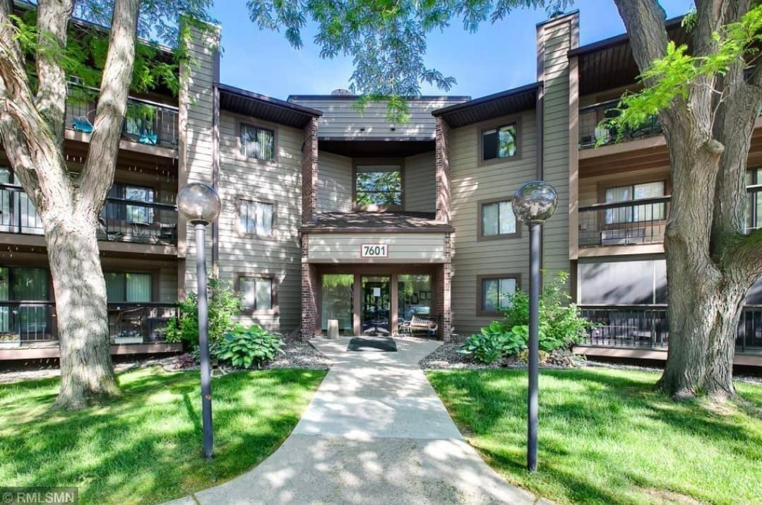 View of Residential at 7601 101st Street #105, Bloomington MN 55438, Bloomington - Mike Wilen | Minnesota Team Real Estate