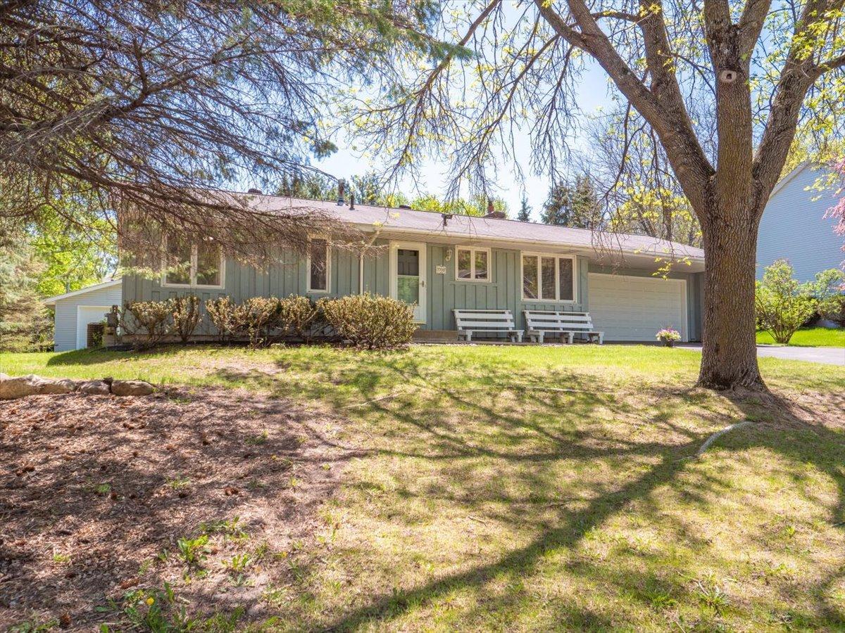 View of Residential at 7709 101st Street, Bloomington MN 55438, Bloomington - Mike Wilen | Minnesota Team Real Estate