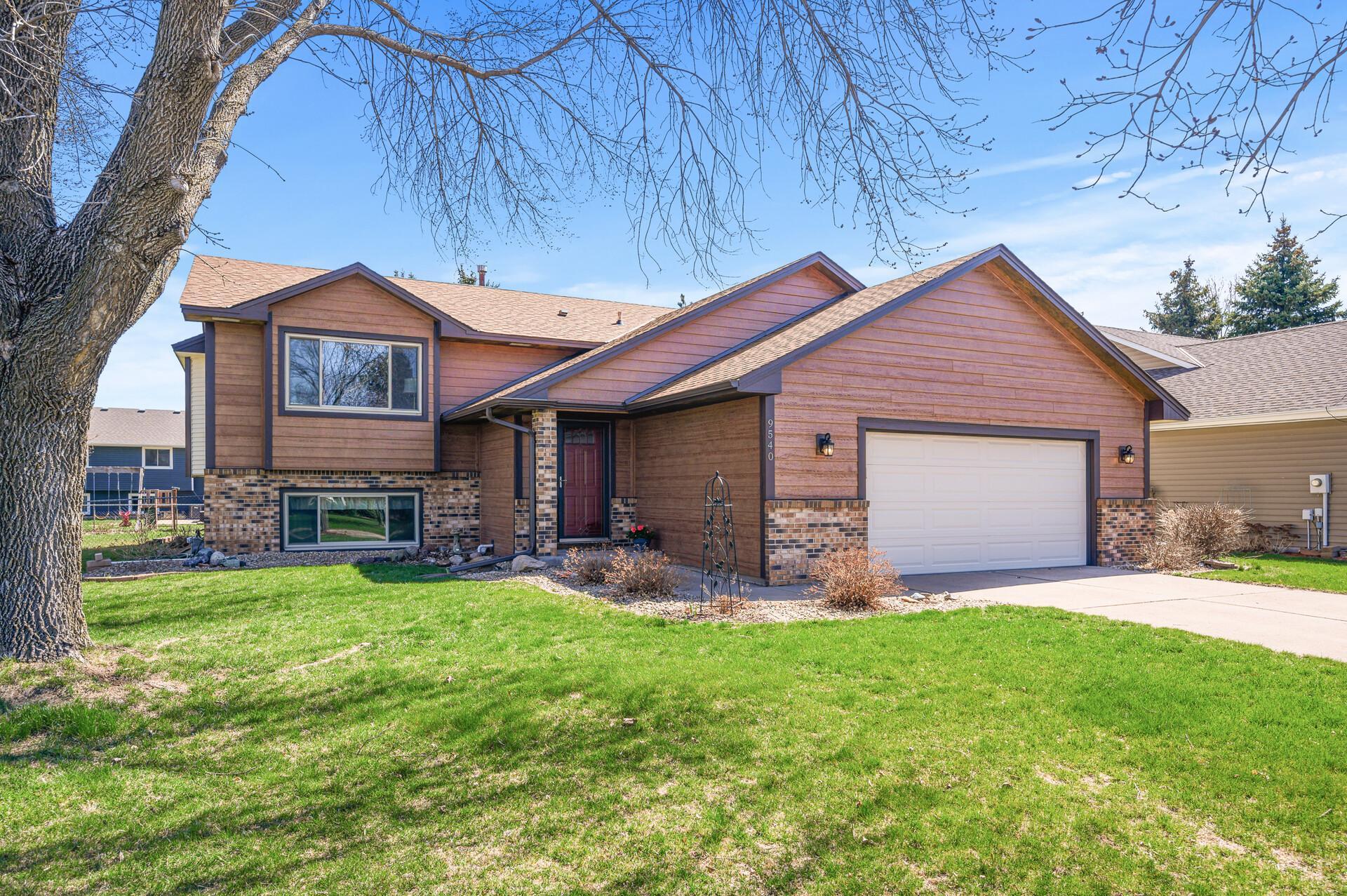 View of Residential at 9540 Thomas Avenue, Brooklyn Park MN 55444, Brooklyn Park - Mike Wilen | Minnesota Team Real Estate