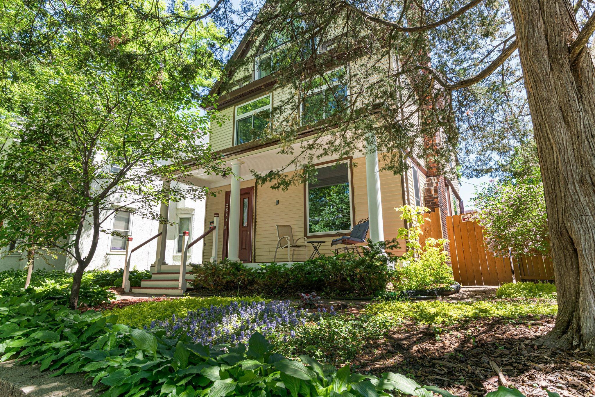 View of Residential at 2549 Dupont Avenue, Minneapolis MN 55405, Minneapolis - Mike Wilen | Minnesota Team Real Estate