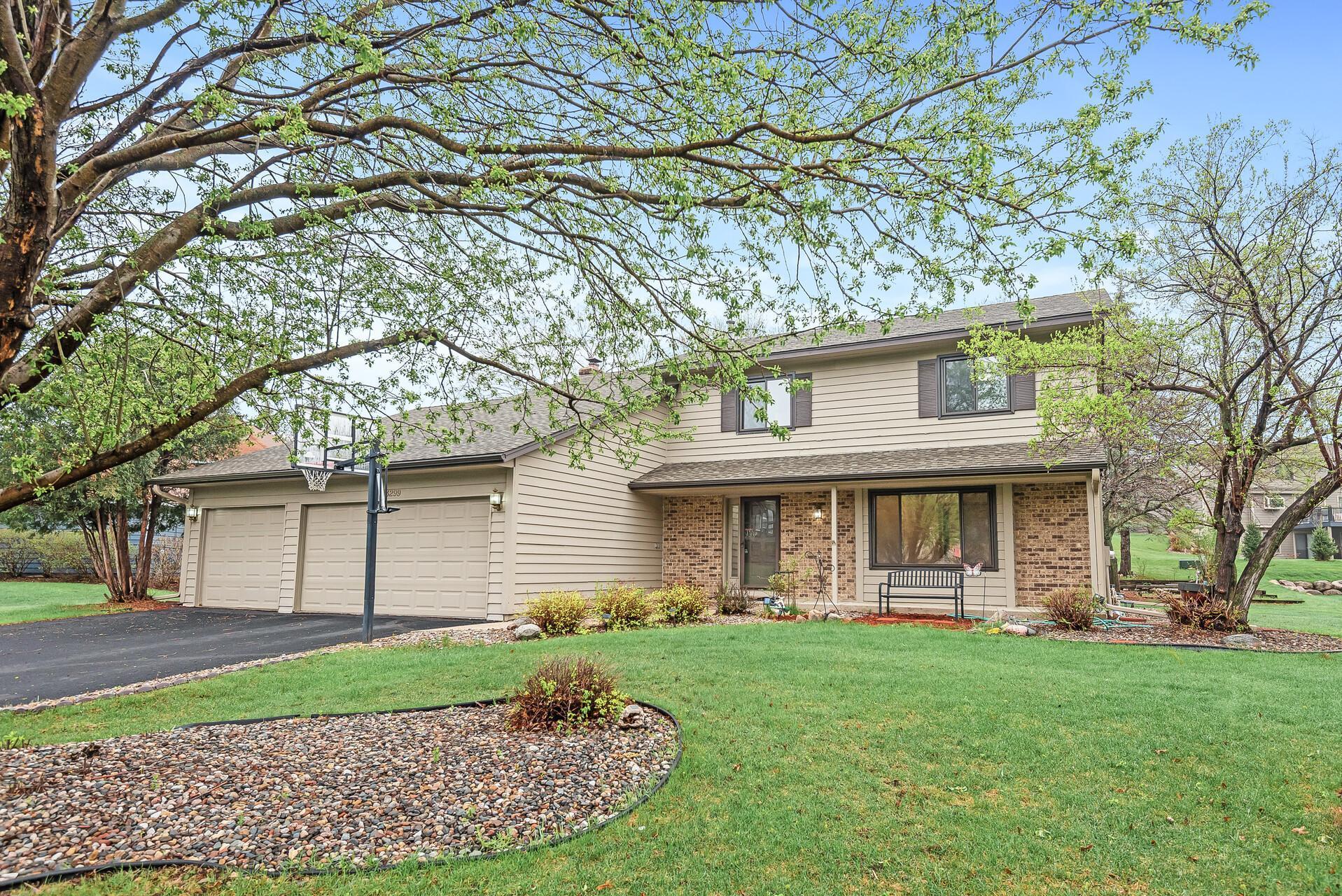 View of Residential at 13299 Kerry Lane, Eden Prairie MN 55346, Eden Prairie - Mike Wilen | Minnesota Team Real Estate