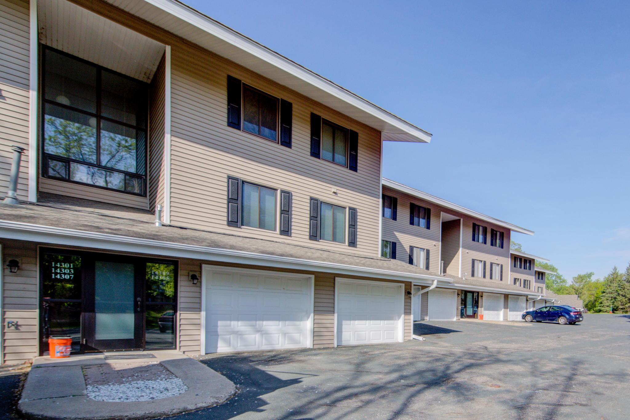 View of Residential at 14307 Fairway Drive, Eden Prairie MN 55344, Eden Prairie - Mike Wilen | Minnesota Team Real Estate