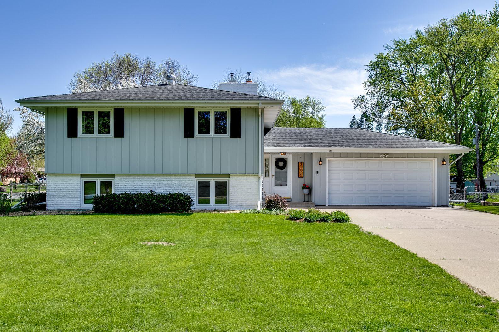 View of Residential at 3215 Rice Creek Terrace, New Brighton MN 55112, New Brighton - Mike Wilen | Minnesota Team Real Estate