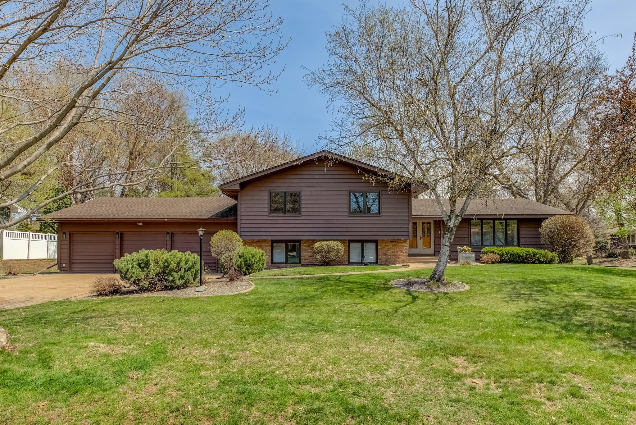 View of Residential at 1587 Windemere Dr NE, Columbia Heights MN 55421, Columbia Heights - Mike Wilen | Minnesota Team Real Estate