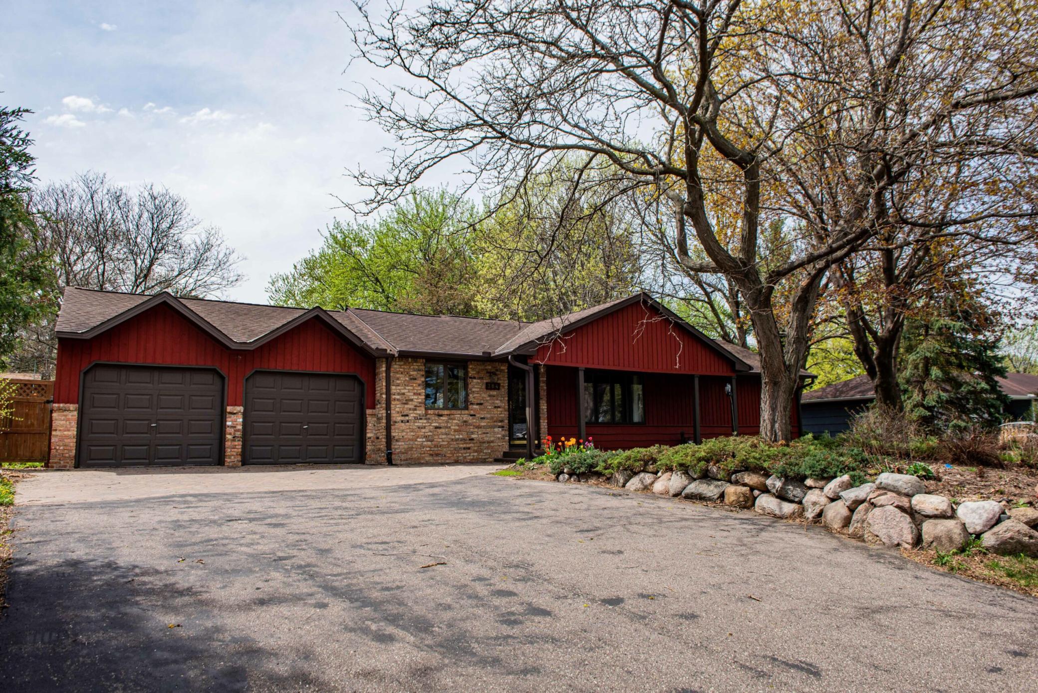 View of Residential at 384 Lark Avenue, Maplewood MN 55117, Maplewood - Mike Wilen | Minnesota Team Real Estate