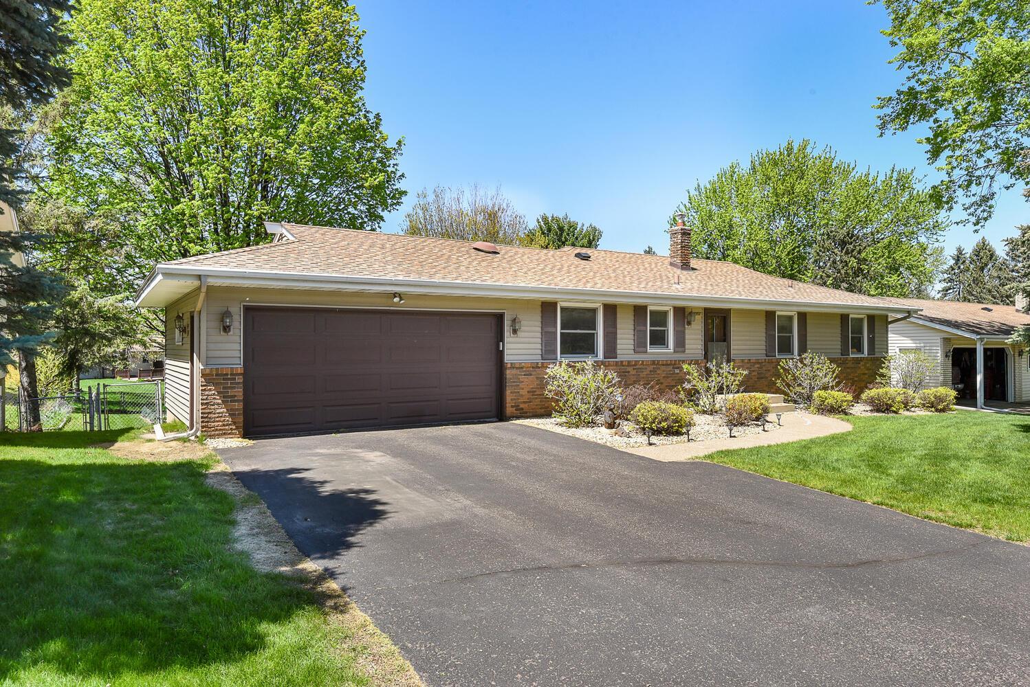 View of Residential at 2957 Mcknight Road, Maplewood MN 55109, Maplewood - Mike Wilen | Minnesota Team Real Estate