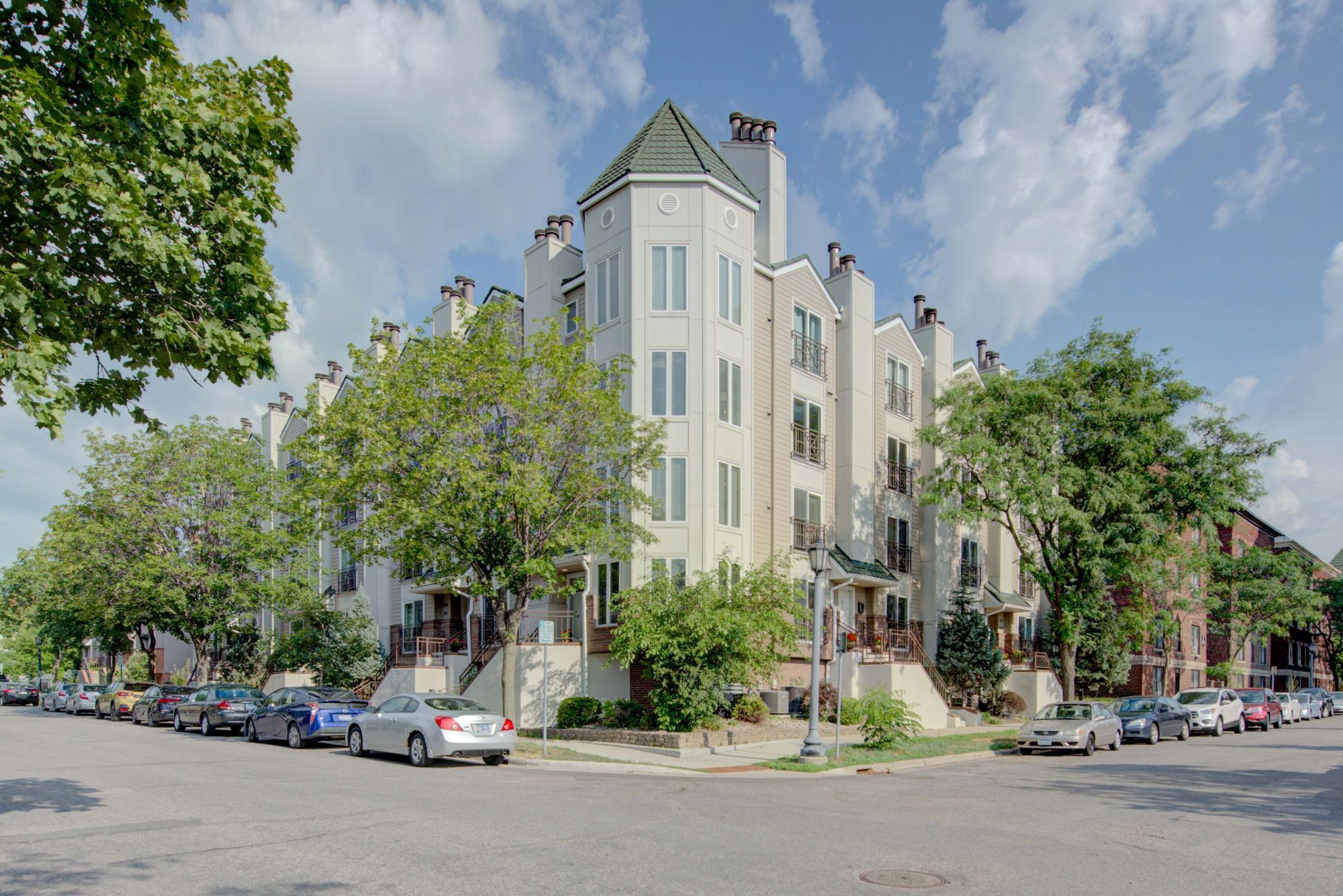 View of Residential at 912 Lincoln Avenue, Minneapolis MN 55403, Minneapolis - Mike Wilen | Minnesota Team Real Estate