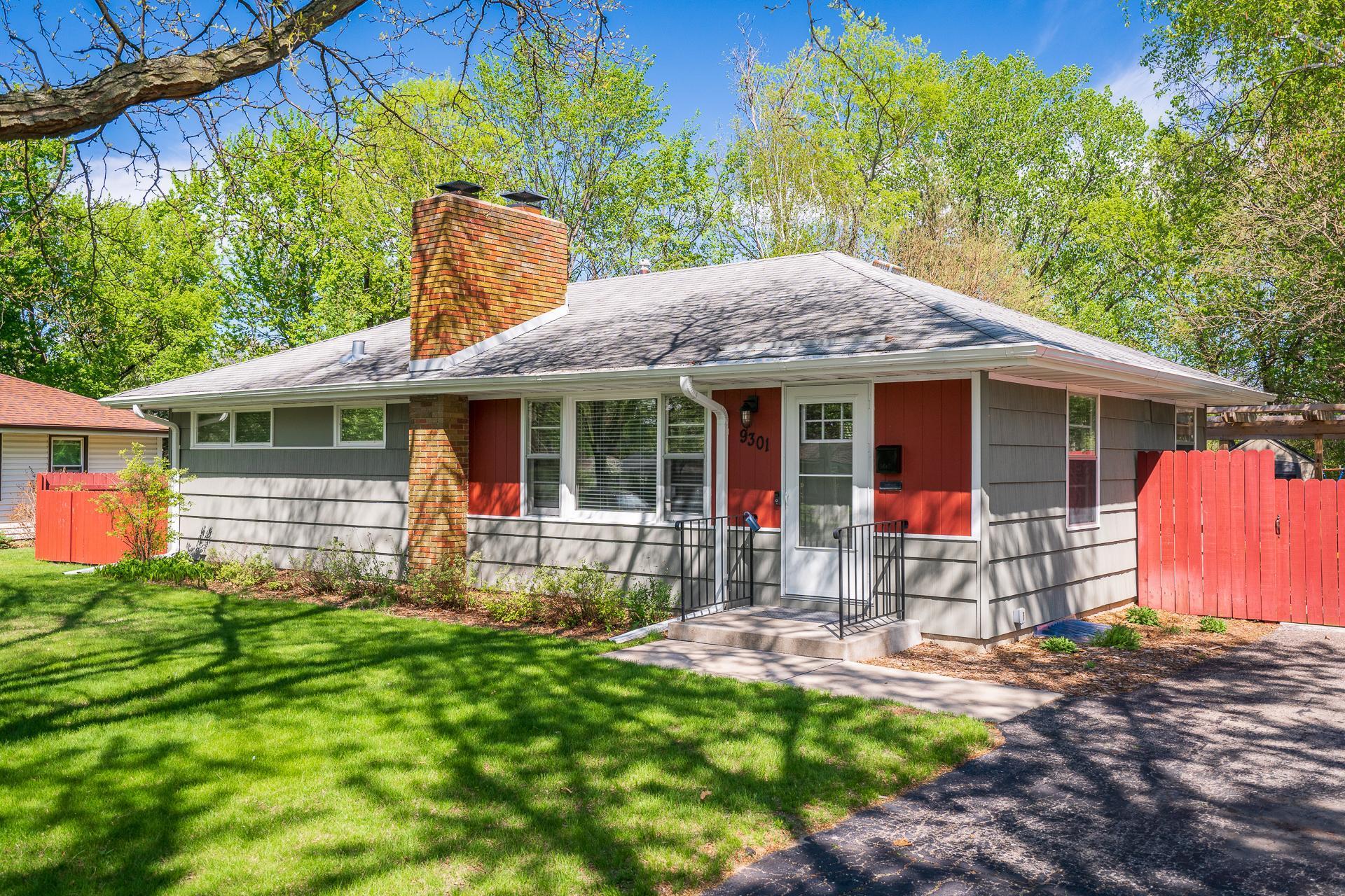 View of Residential at 9301 15th Avenue, Bloomington MN 55425, Bloomington - Mike Wilen | Minnesota Team Real Estate
