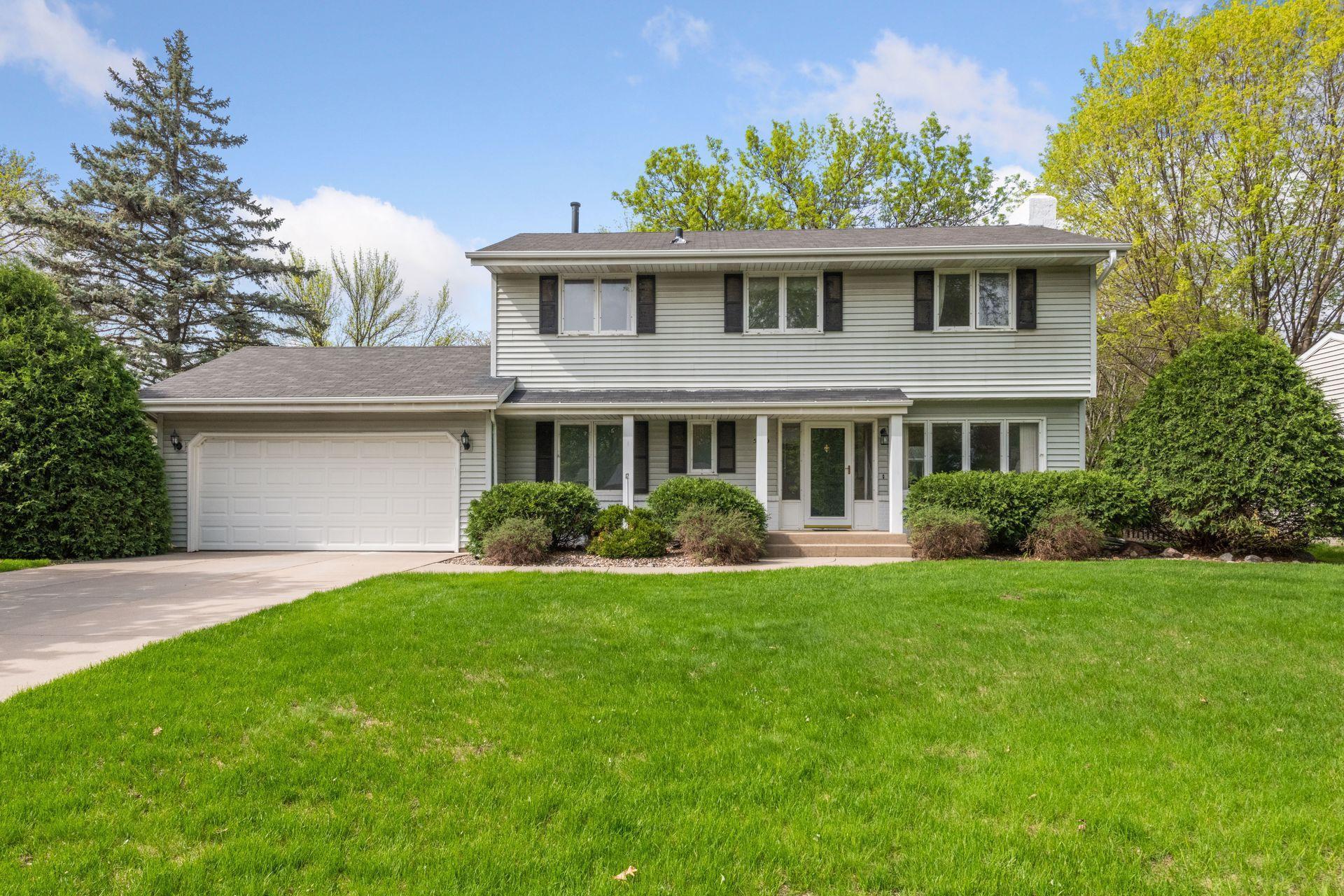 View of Residential at 5240 105th Street, Bloomington MN 55437, Bloomington - Mike Wilen | Minnesota Team Real Estate