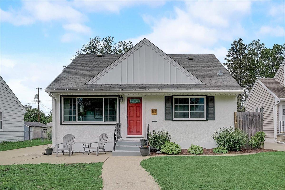 View of Residential at 815 Idaho Avenue, Saint Paul MN 55117, Saint Paul - Mike Wilen | Minnesota Team Real Estate