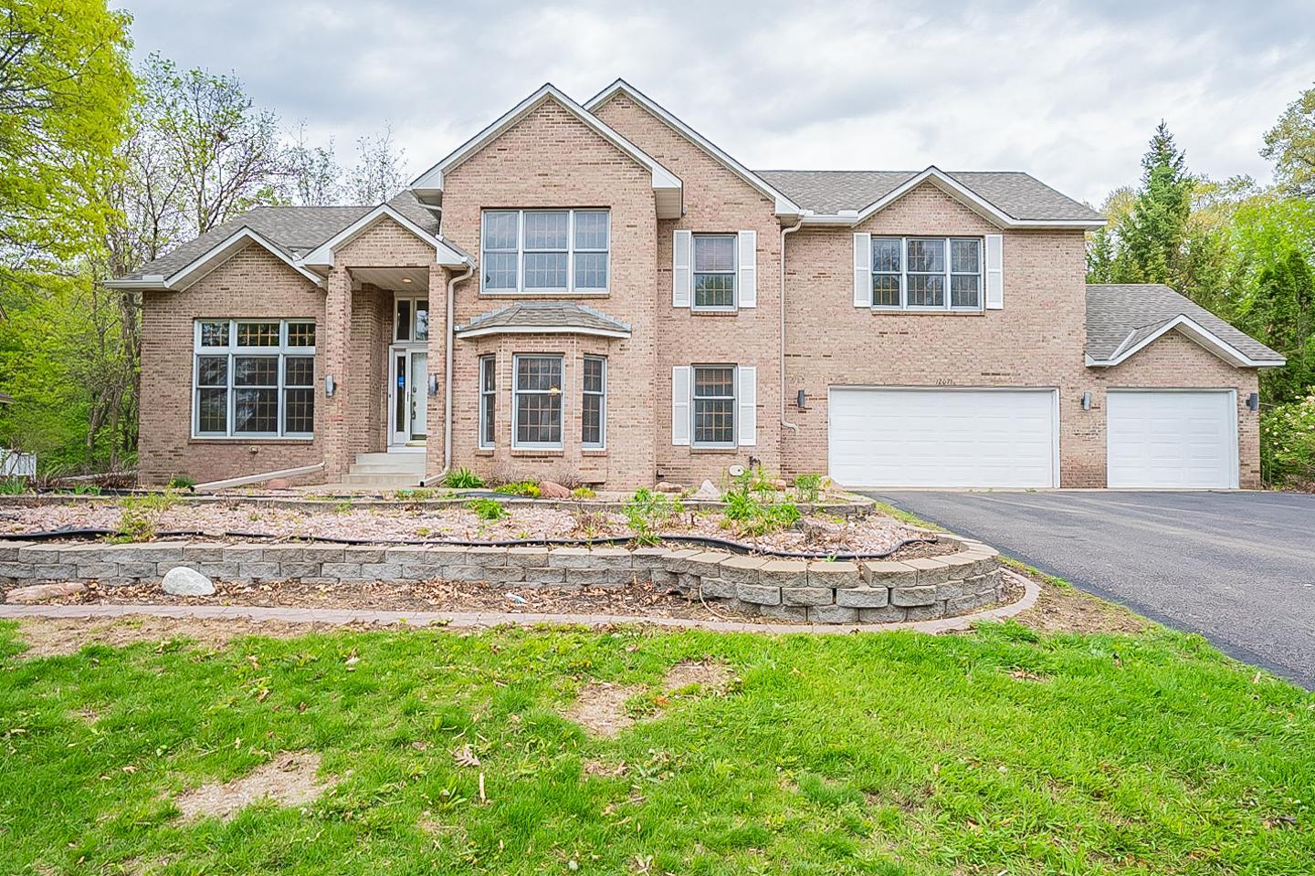 View of Residential at 12071 Gantry Lane, Apple Valley MN 55124, Apple Valley - Mike Wilen | Minnesota Team Real Estate