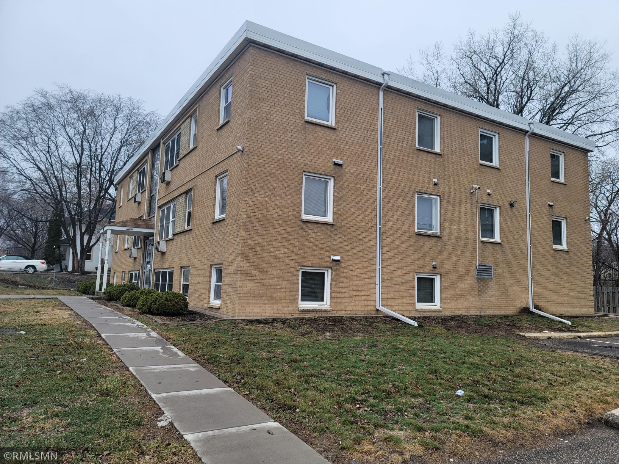 View of Commercial Sale at 996 Grotto Street, Saint Paul MN 55103, Saint Paul - Mike Wilen | Minnesota Team Real Estate