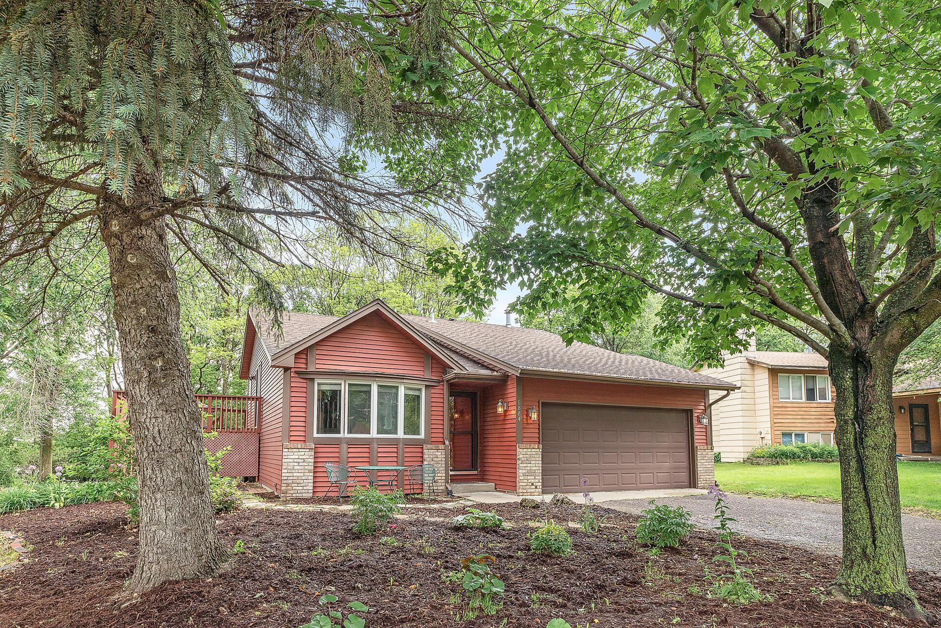 View of Residential at 6884 27th Street, Oakdale MN 55128, Oakdale - Mike Wilen | Minnesota Team Real Estate