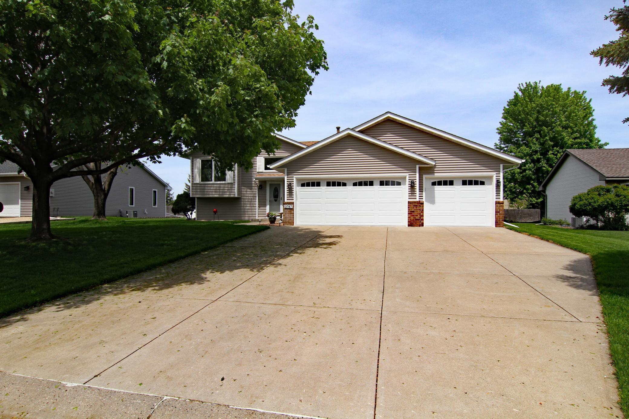 View of Residential at 3787 63rd Street, Inver Grove Heights MN 55076, Inver Grove Heights - Mike Wilen | Minnesota Team Real Estate