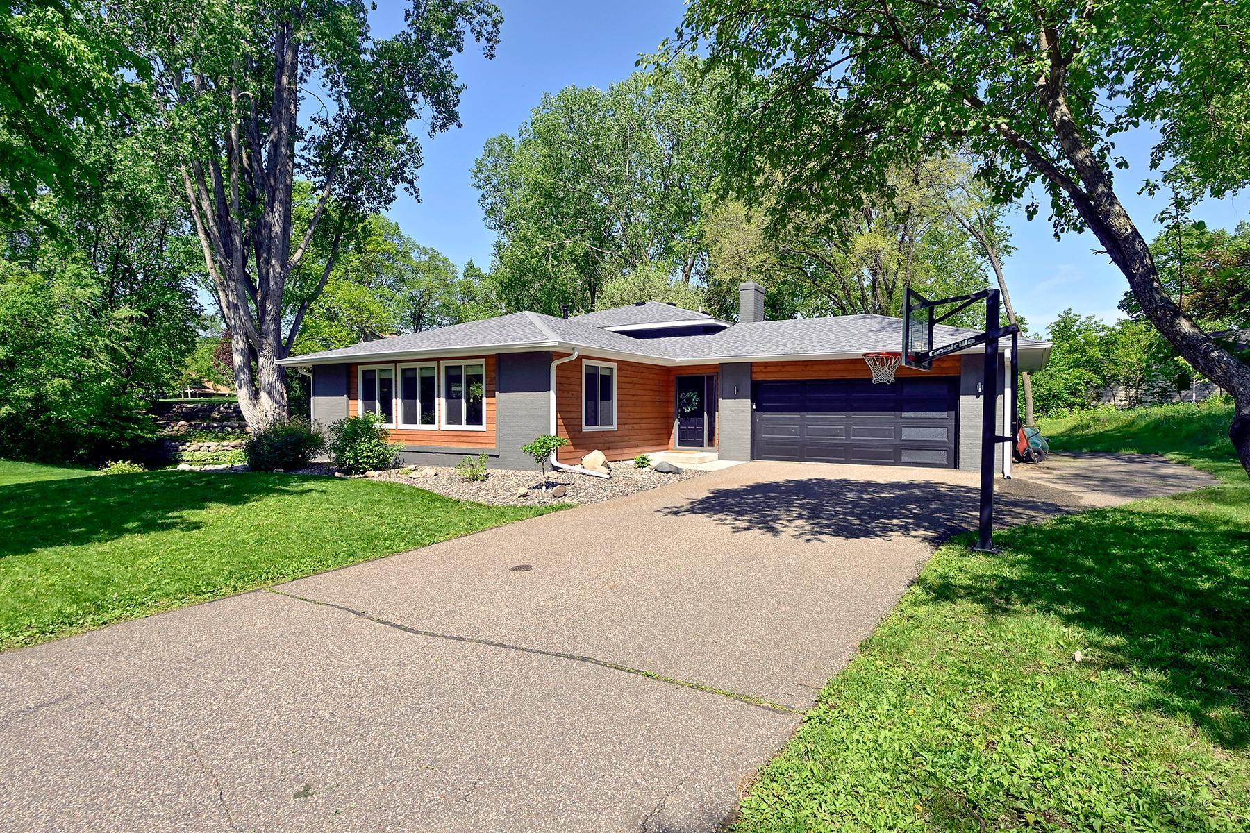 View of Residential at 13104 Sheffield Curve, Minnetonka MN 55305, Minnetonka - Mike Wilen | Minnesota Team Real Estate