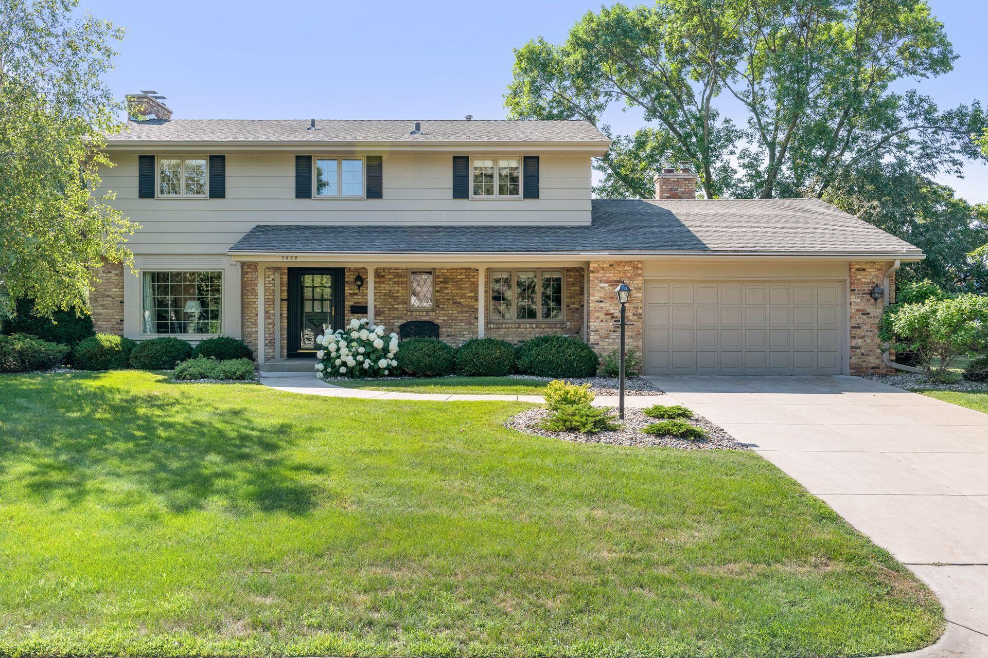 View of Residential at 7425 Shore Drive, Edina MN 55435, Edina - Mike Wilen | Minnesota Team Real Estate