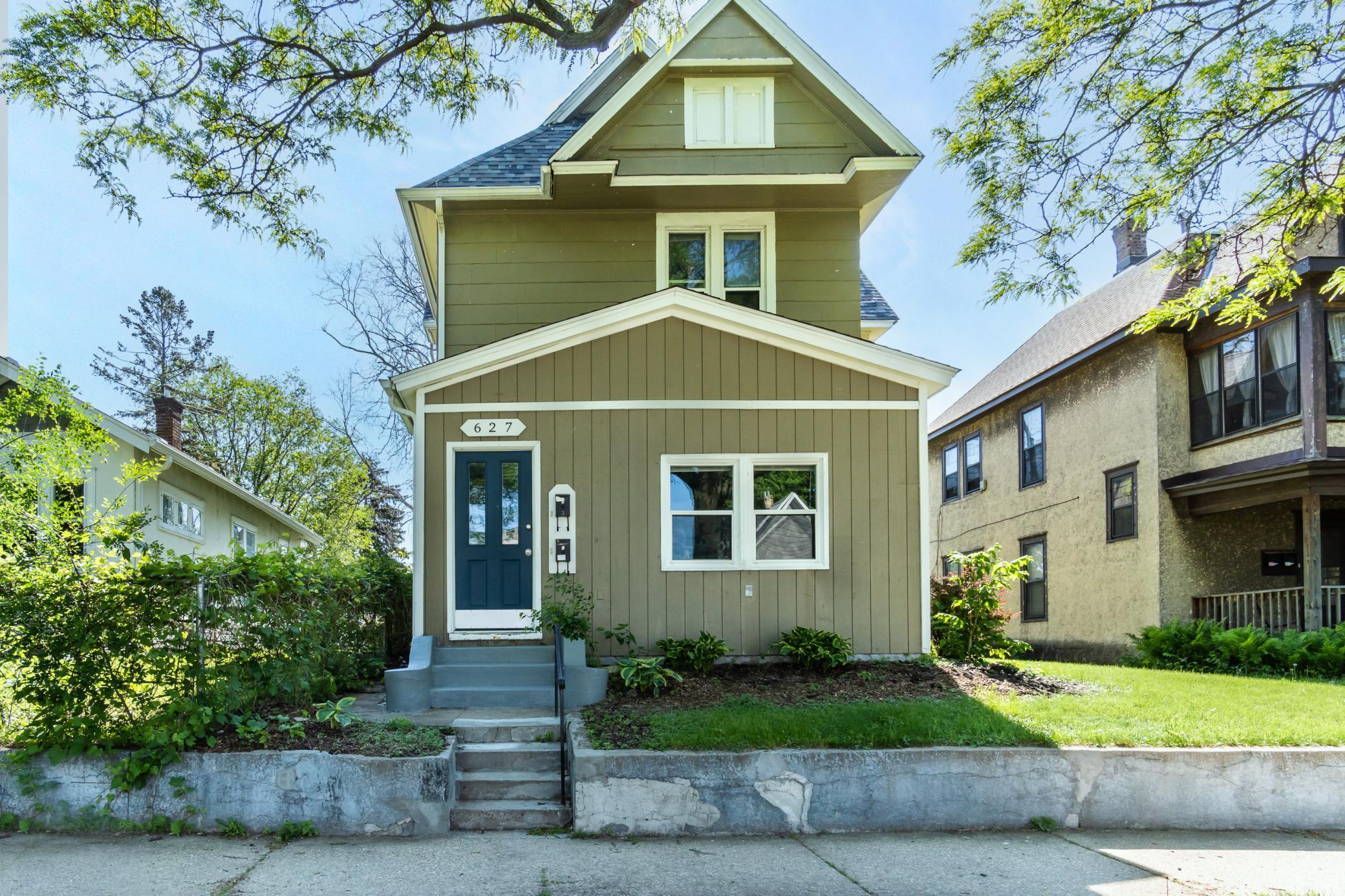 View of Residential Income at 627 Pierce Street, Minneapolis MN 55413, Minneapolis - Mike Wilen | Minnesota Team Real Estate
