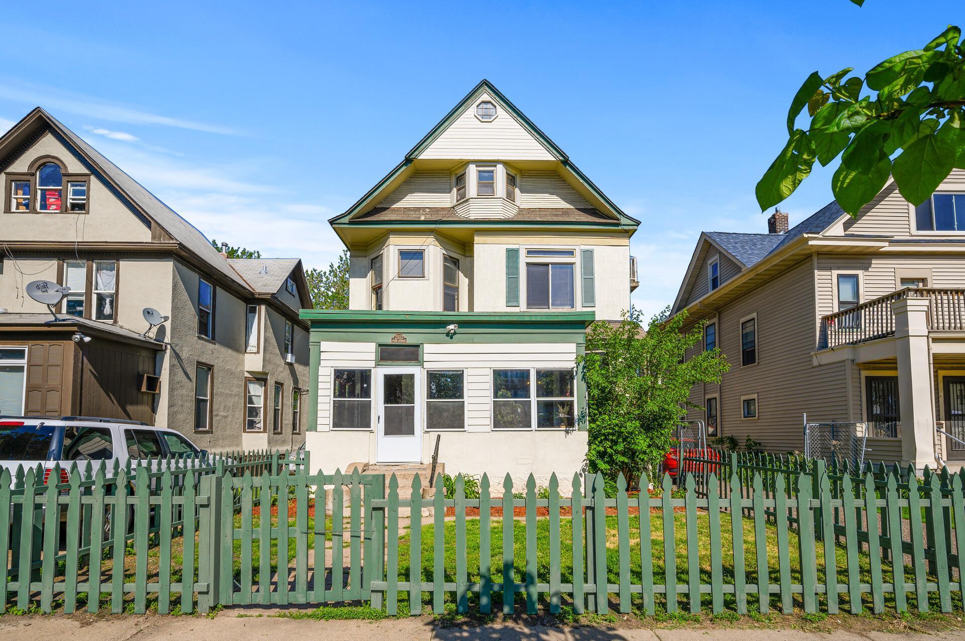 View of Residential Income at 2933 Park Avenue, Minneapolis MN 55407, Minneapolis - Mike Wilen | Minnesota Team Real Estate