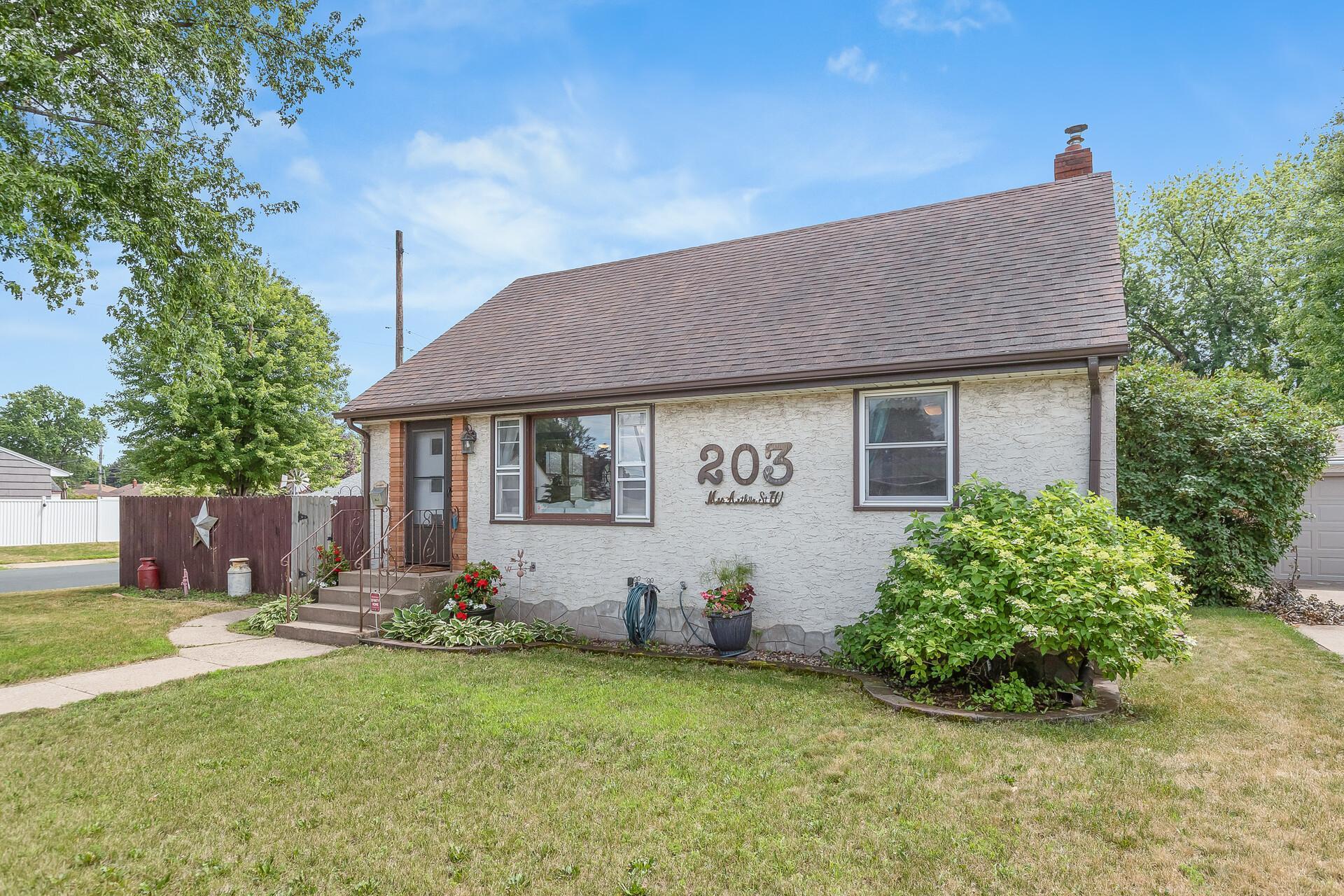 View of Residential at 203 Macarthur Street, South Saint Paul MN 55075, South Saint Paul - Mike Wilen | Minnesota Team Real Estate