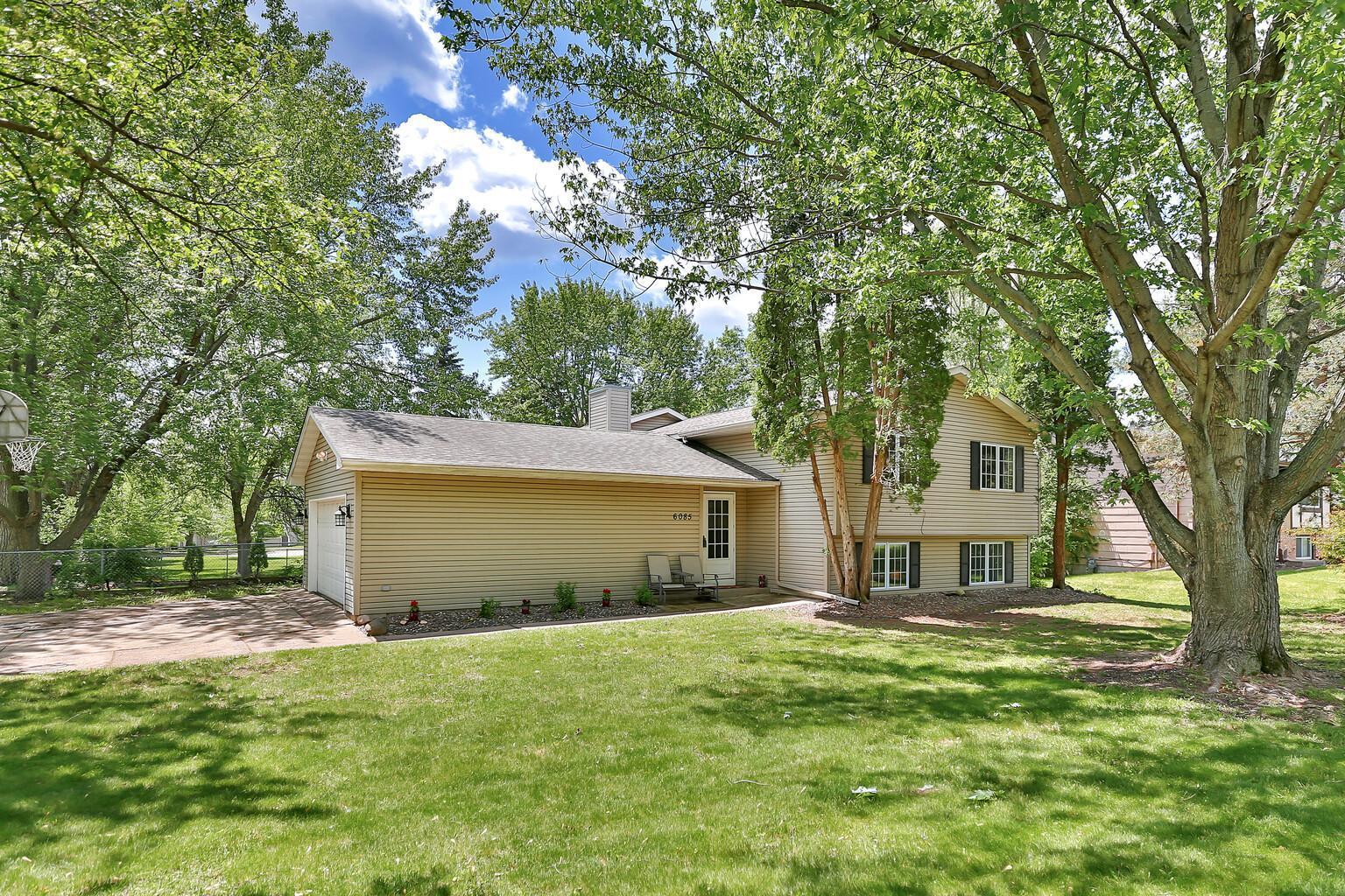 View of Residential at 6085 43rd Street, Oakdale MN 55128, Oakdale - Mike Wilen | Minnesota Team Real Estate