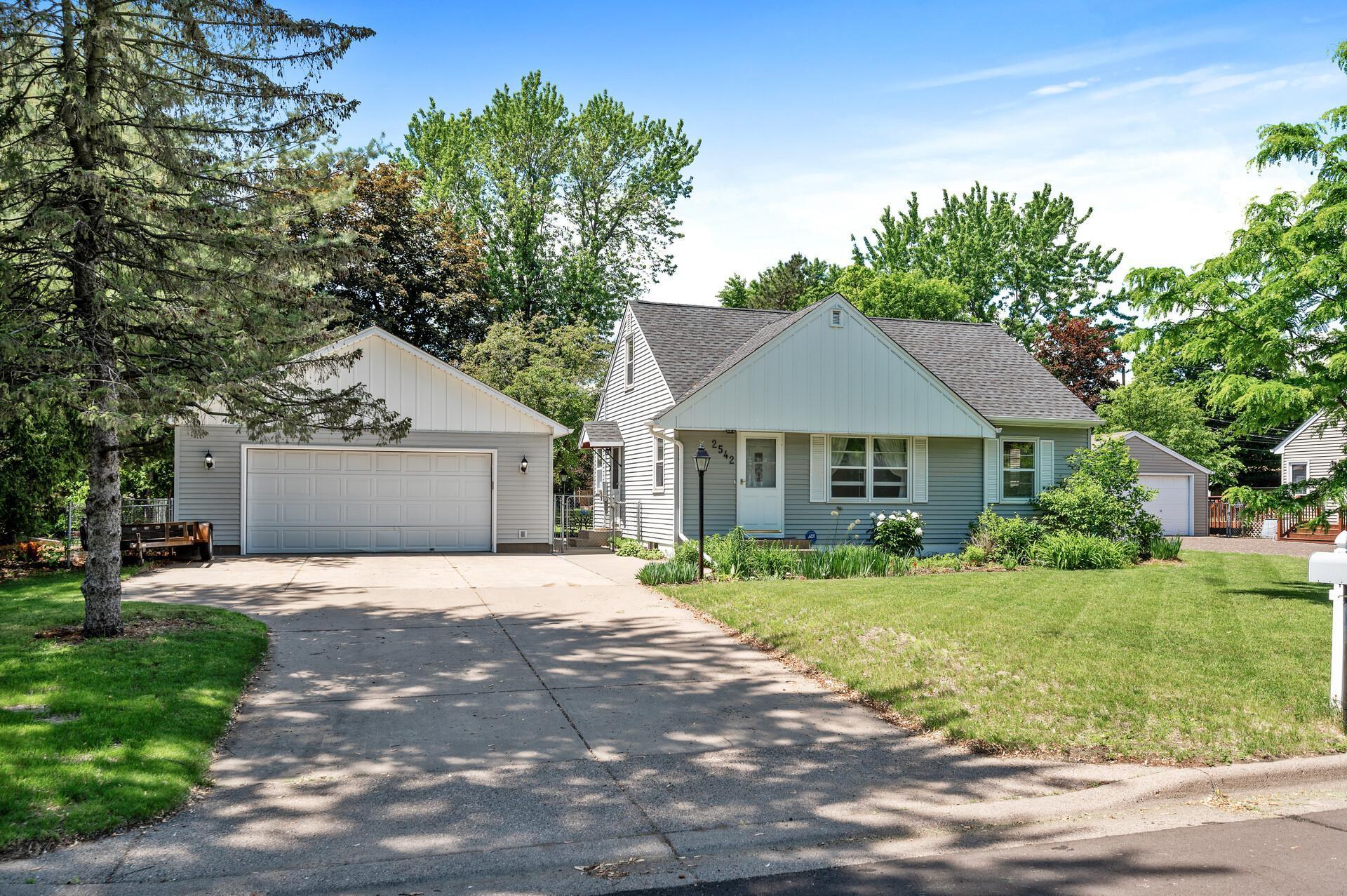 View of Residential at 2542 Oriole Lane, New Brighton MN 55112, New Brighton - Mike Wilen | Minnesota Team Real Estate