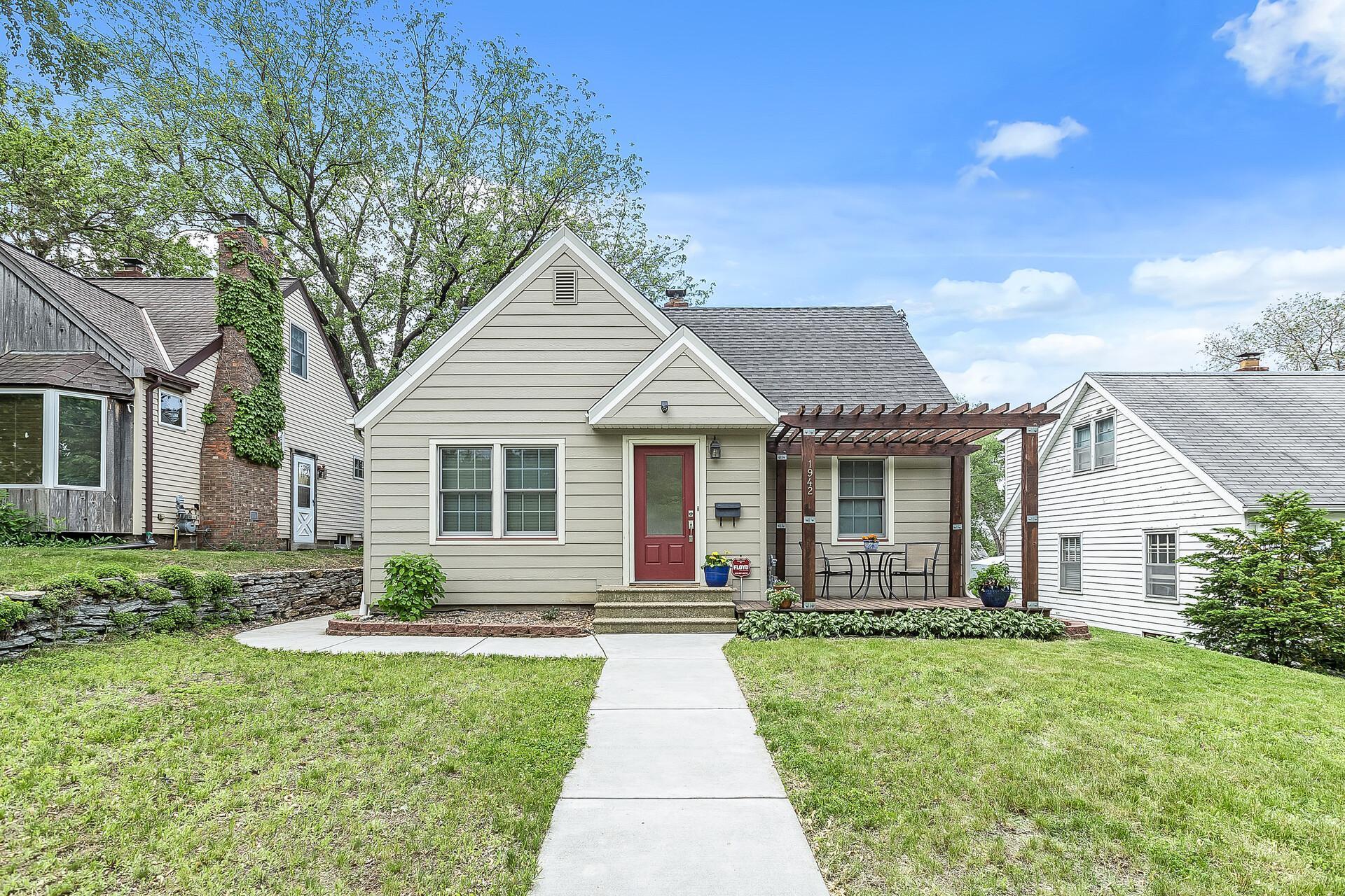View of Residential at 1942 Saunders Avenue, Saint Paul MN 55116, Saint Paul - Mike Wilen | Minnesota Team Real Estate