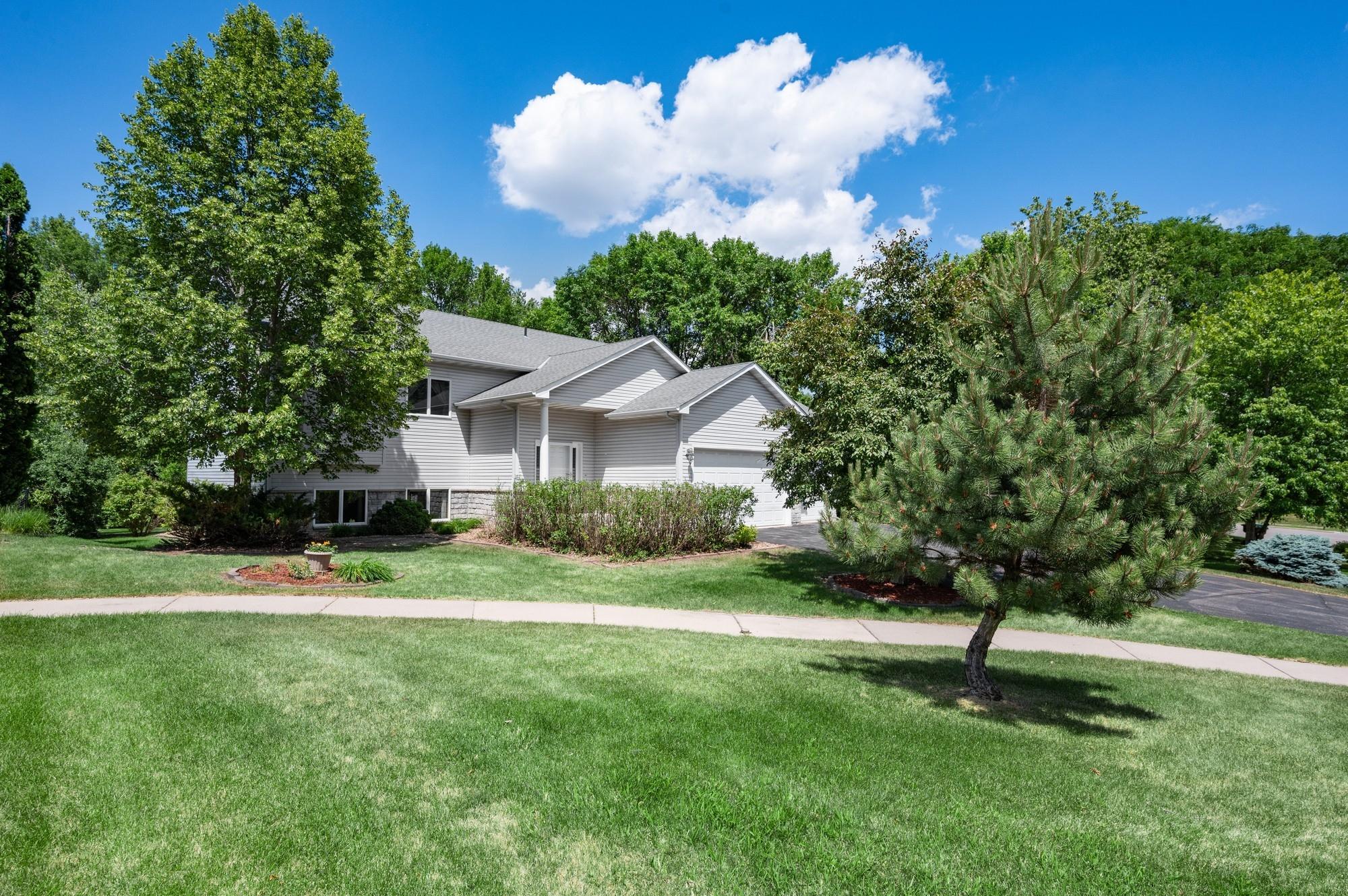 View of Residential at 10284 Scarborough Road, Bloomington MN 55437, Bloomington - Mike Wilen | Minnesota Team Real Estate
