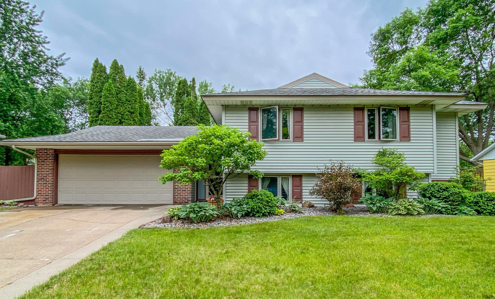 View of Residential at 8417 79th Street, Cottage Grove MN 55016, Cottage Grove - Mike Wilen | Minnesota Team Real Estate