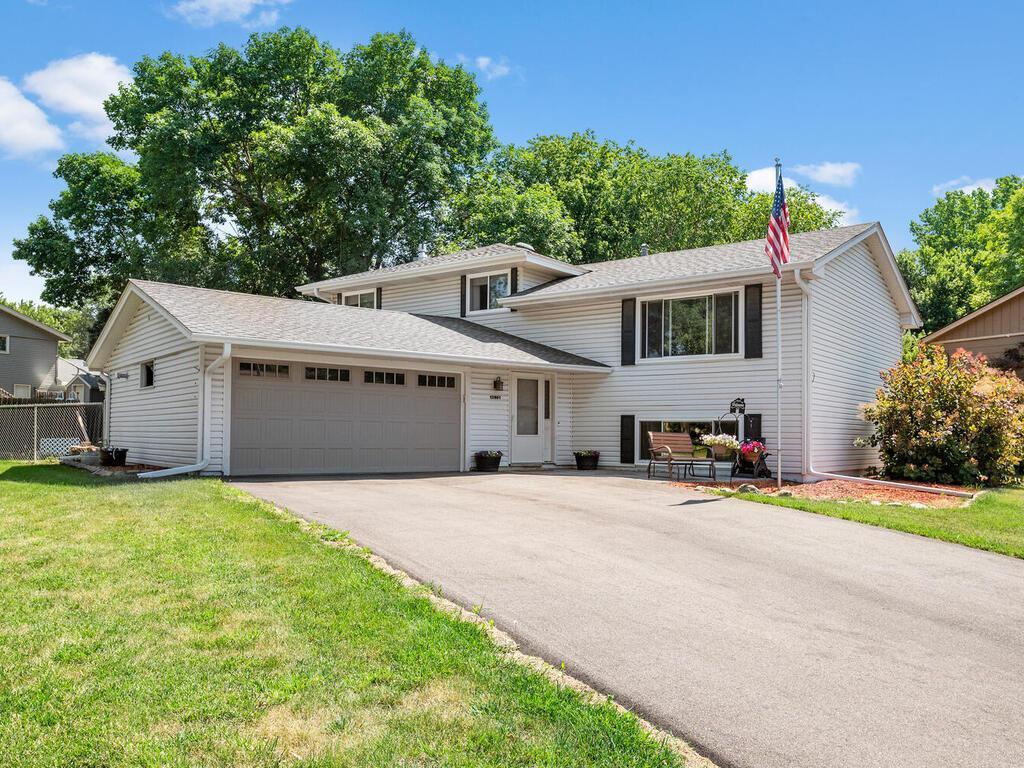 View of Residential at 12801 Country View Lane, Burnsville MN 55337, Burnsville - Mike Wilen | Minnesota Team Real Estate