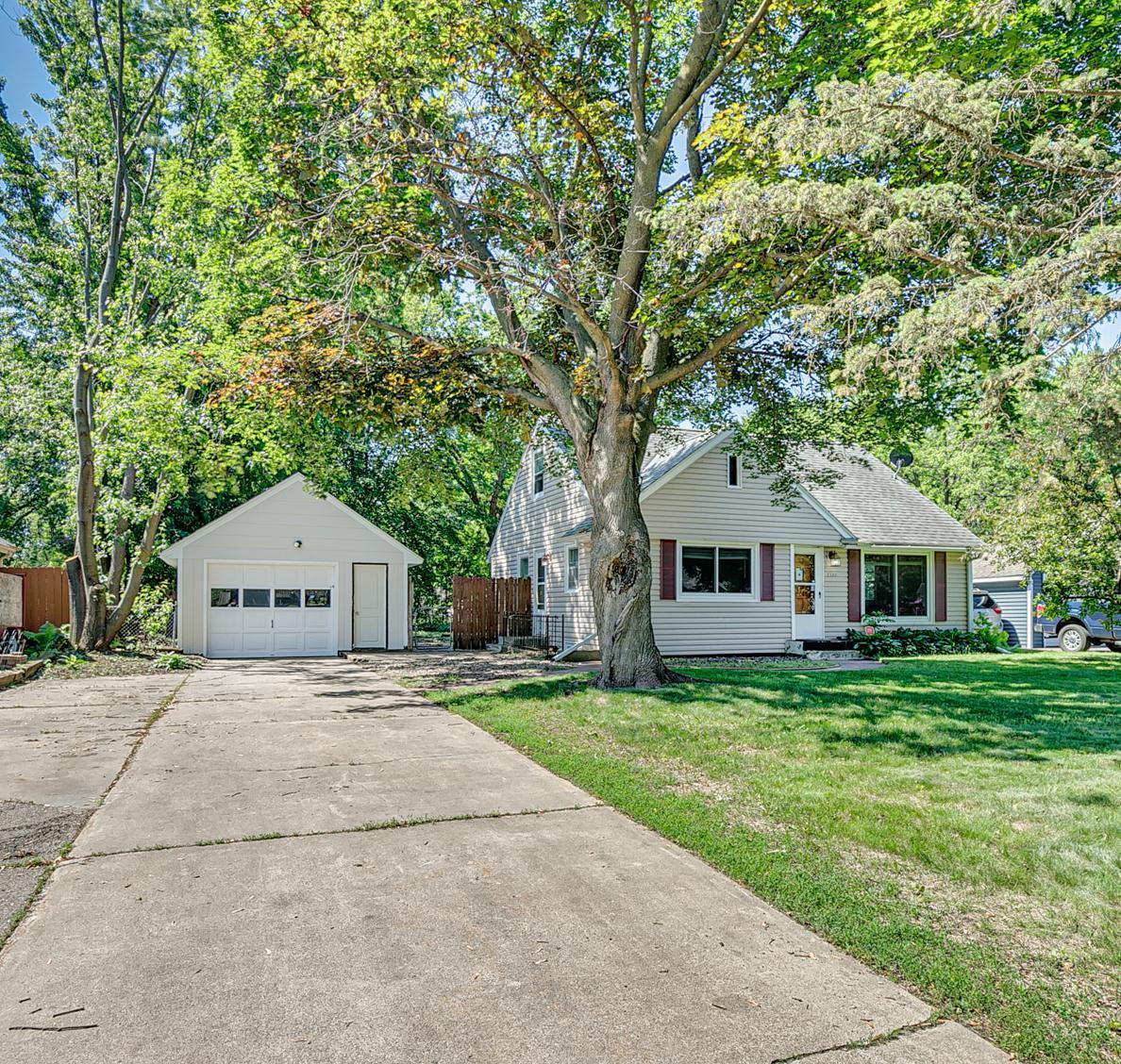 View of Residential at 2128 Blomquist Avenue, White Bear Lake MN 55110, White Bear Lake - Mike Wilen | Minnesota Team Real Estate