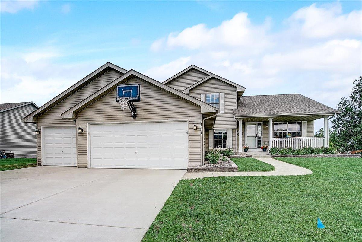 View of Residential at 2203 Whitetail Run, Buffalo MN 55313, Buffalo - Mike Wilen | Minnesota Team Real Estate