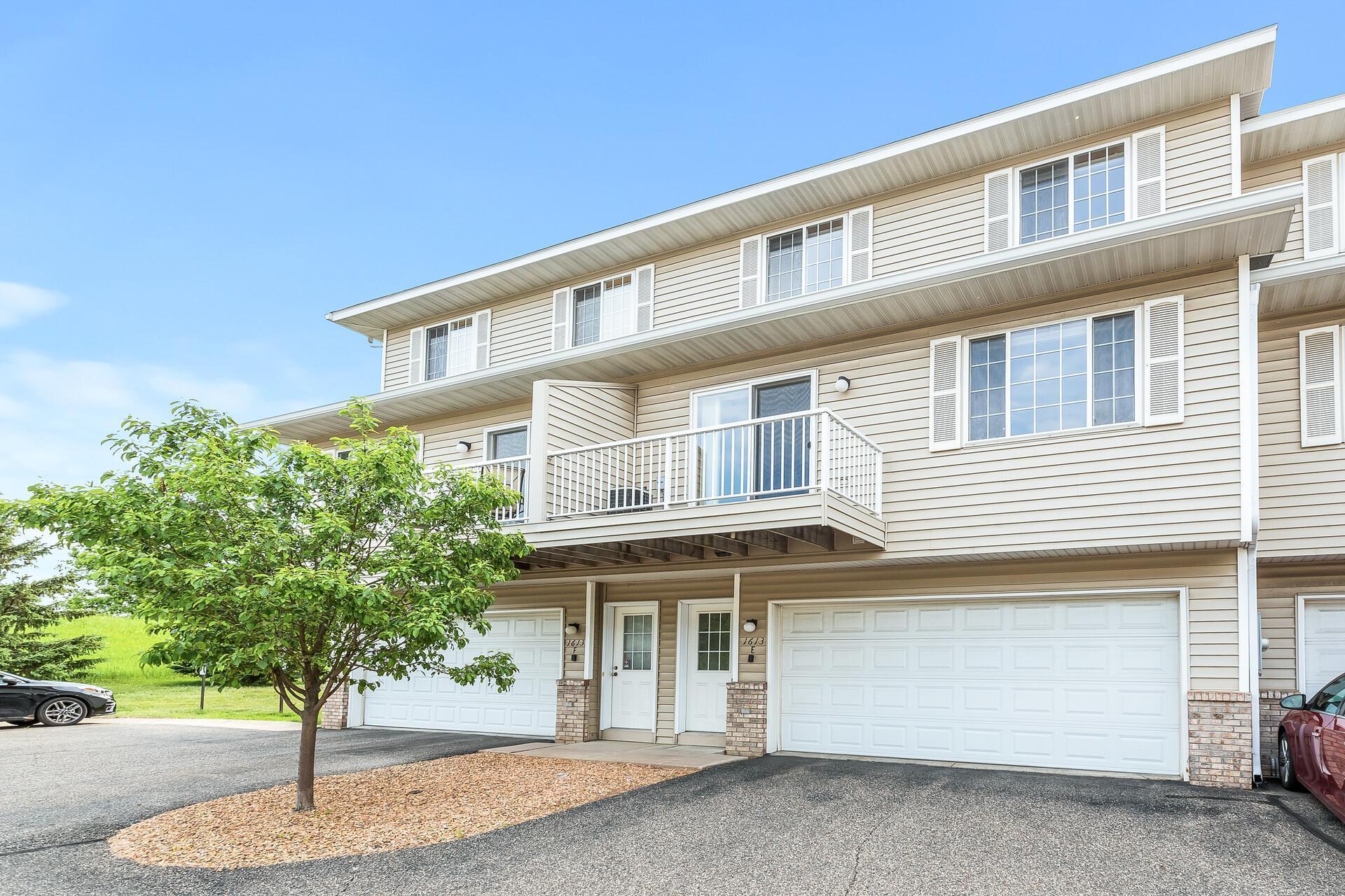 View of Residential at 1613 County Road D #E, Maplewood MN 55109, Maplewood - Mike Wilen | Minnesota Team Real Estate