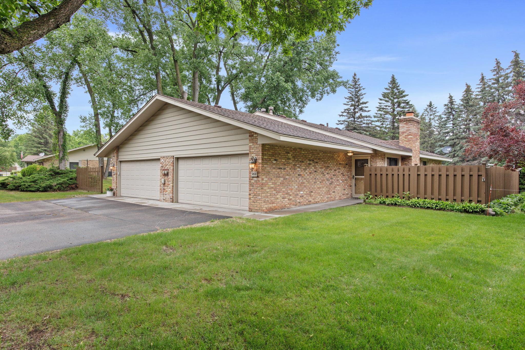 View of Residential at 9608 Cimarron Trail, Minnetonka MN 55305, Minnetonka - Mike Wilen | Minnesota Team Real Estate