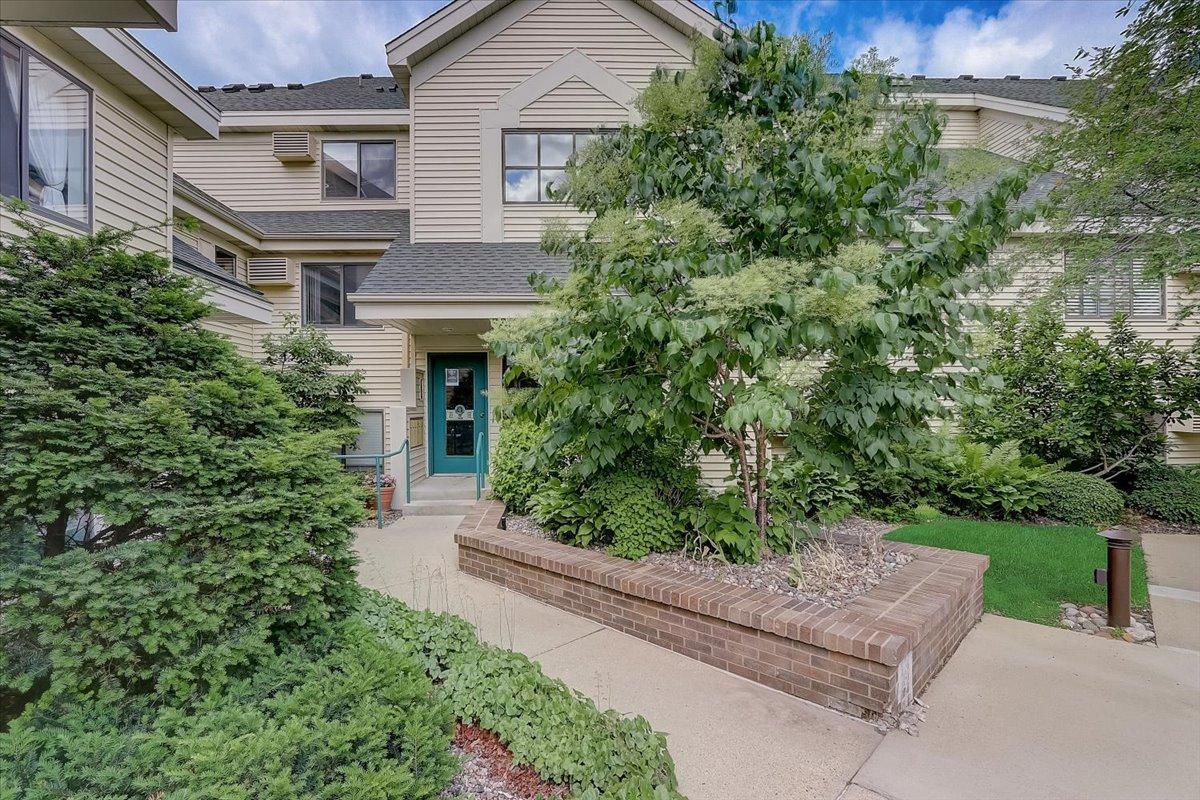 View of Residential at 7606 York Avenue #7204, Edina MN 55435, Edina - Mike Wilen | Minnesota Team Real Estate