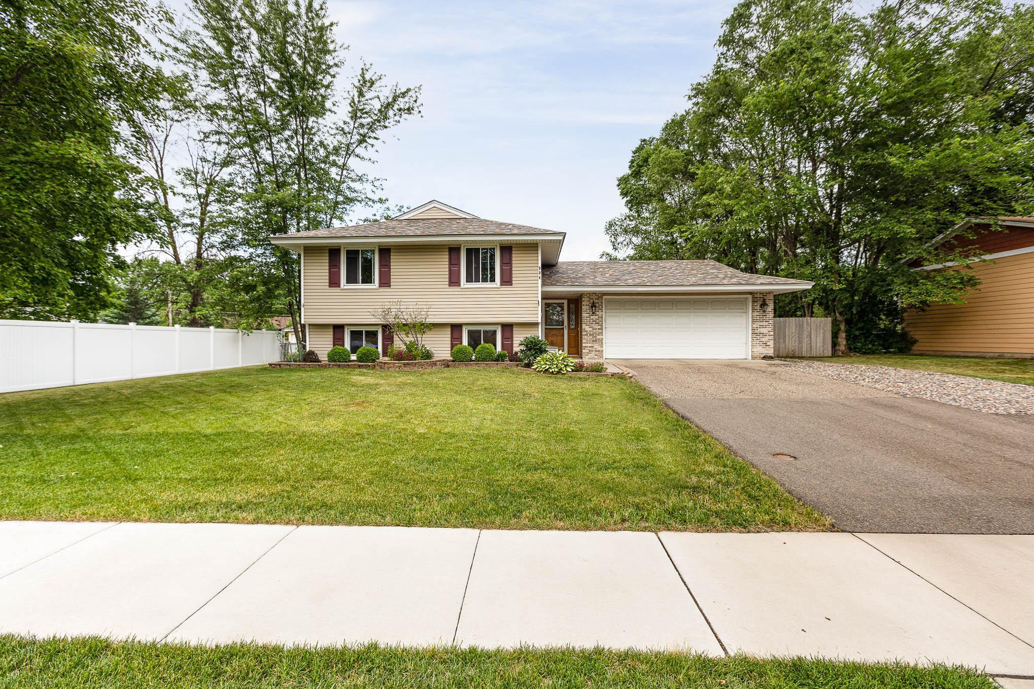 View of Residential at 994 Elm Drive, Apple Valley MN 55124, Apple Valley - Mike Wilen | Minnesota Team Real Estate
