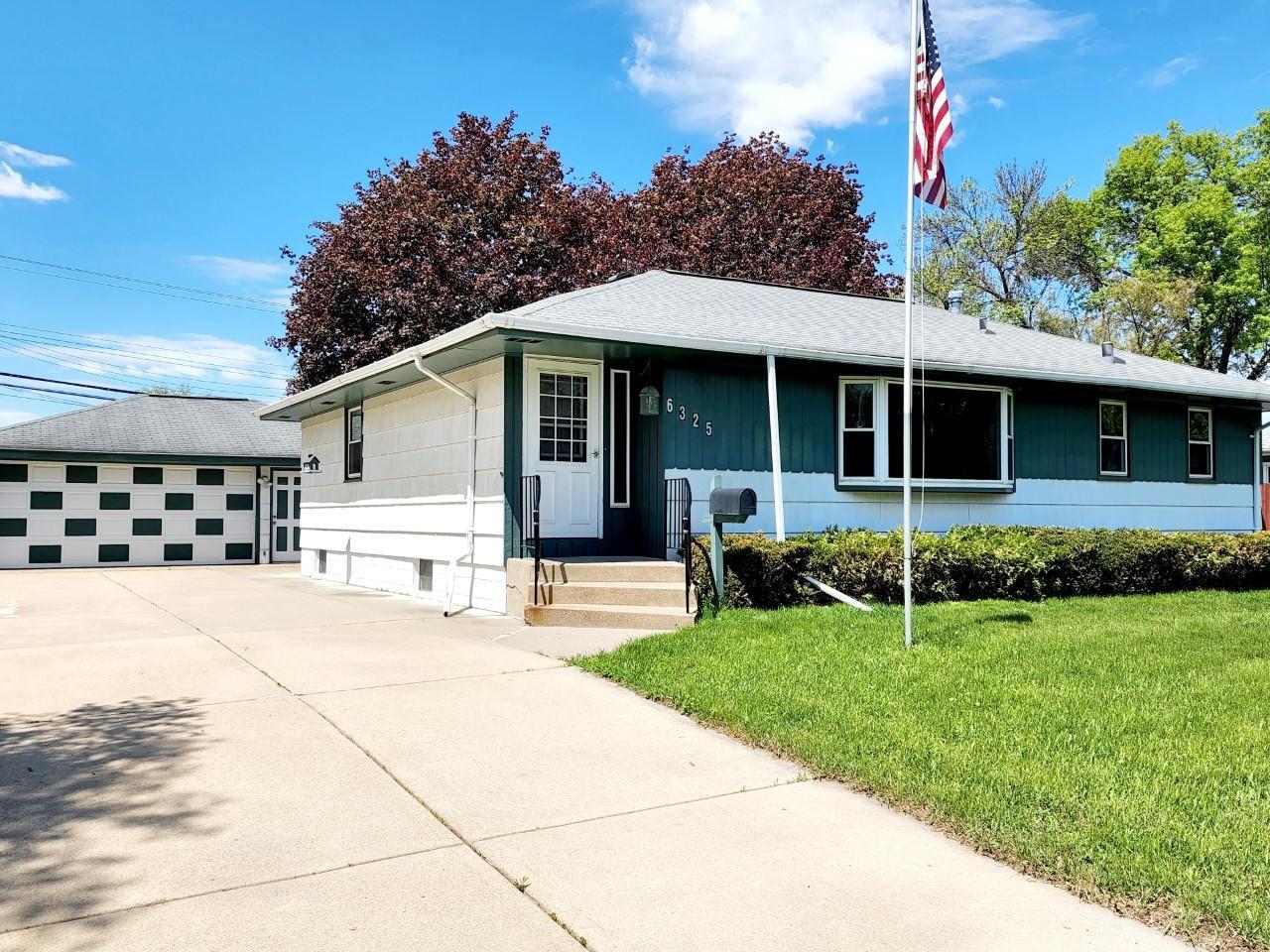 View of Residential at 6325 Unity Avenue, Brooklyn Center MN 55429, Brooklyn Center - Mike Wilen | Minnesota Team Real Estate