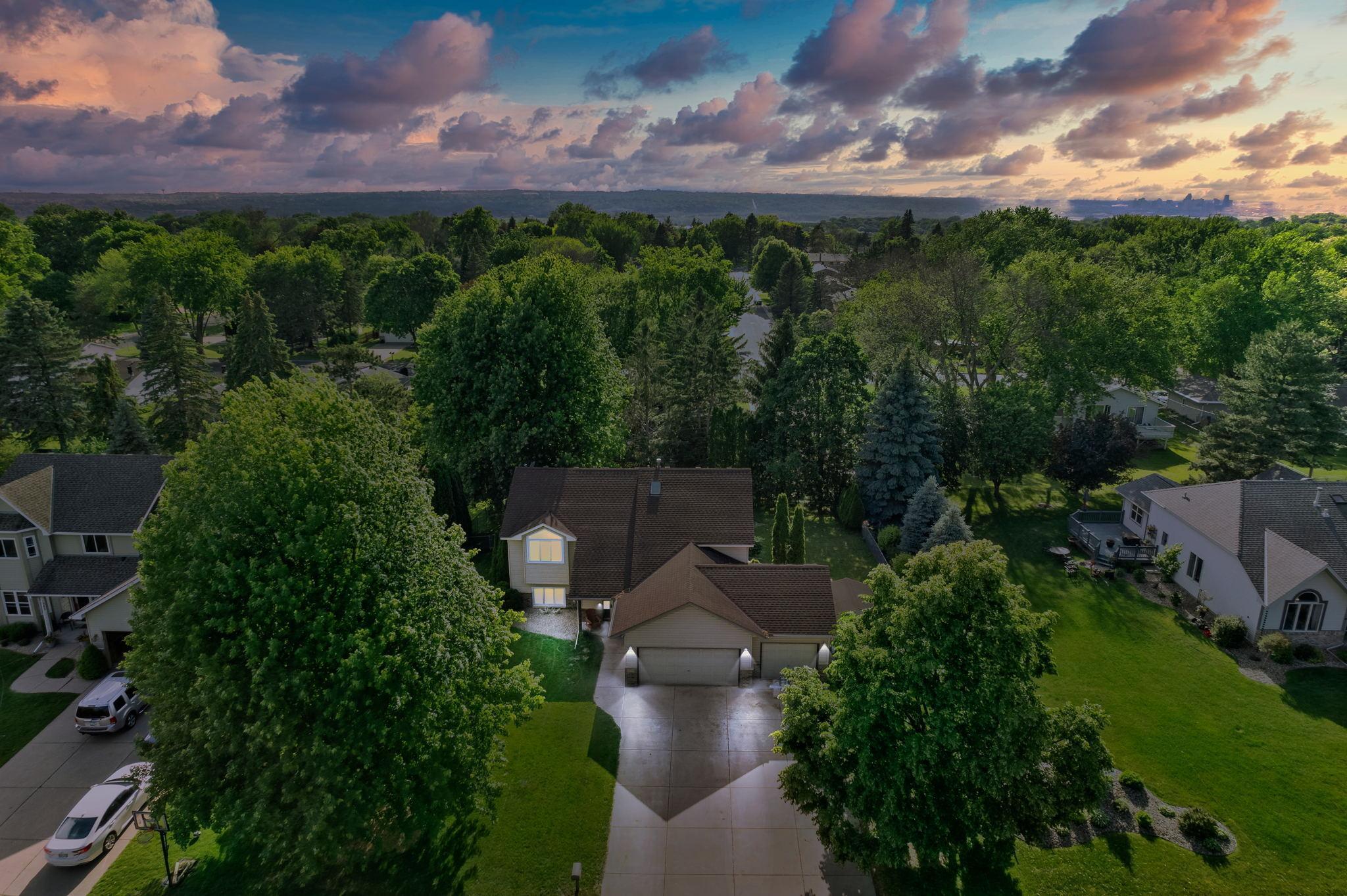 View of Residential at 1039 Sterling Street, Maplewood MN 55119, Maplewood - Mike Wilen | Minnesota Team Real Estate