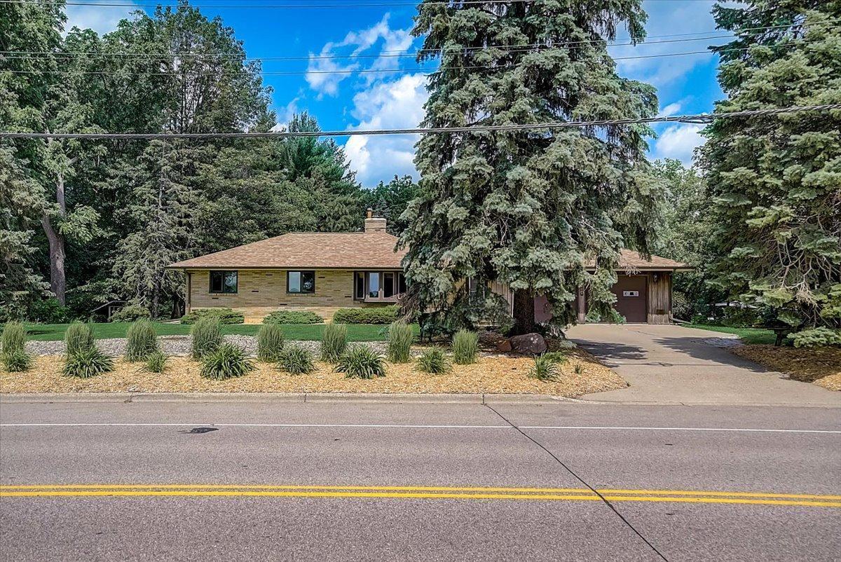 View of Residential at 1749 Roselawn Avenue, Roseville MN 55113, Roseville - Mike Wilen | Minnesota Team Real Estate