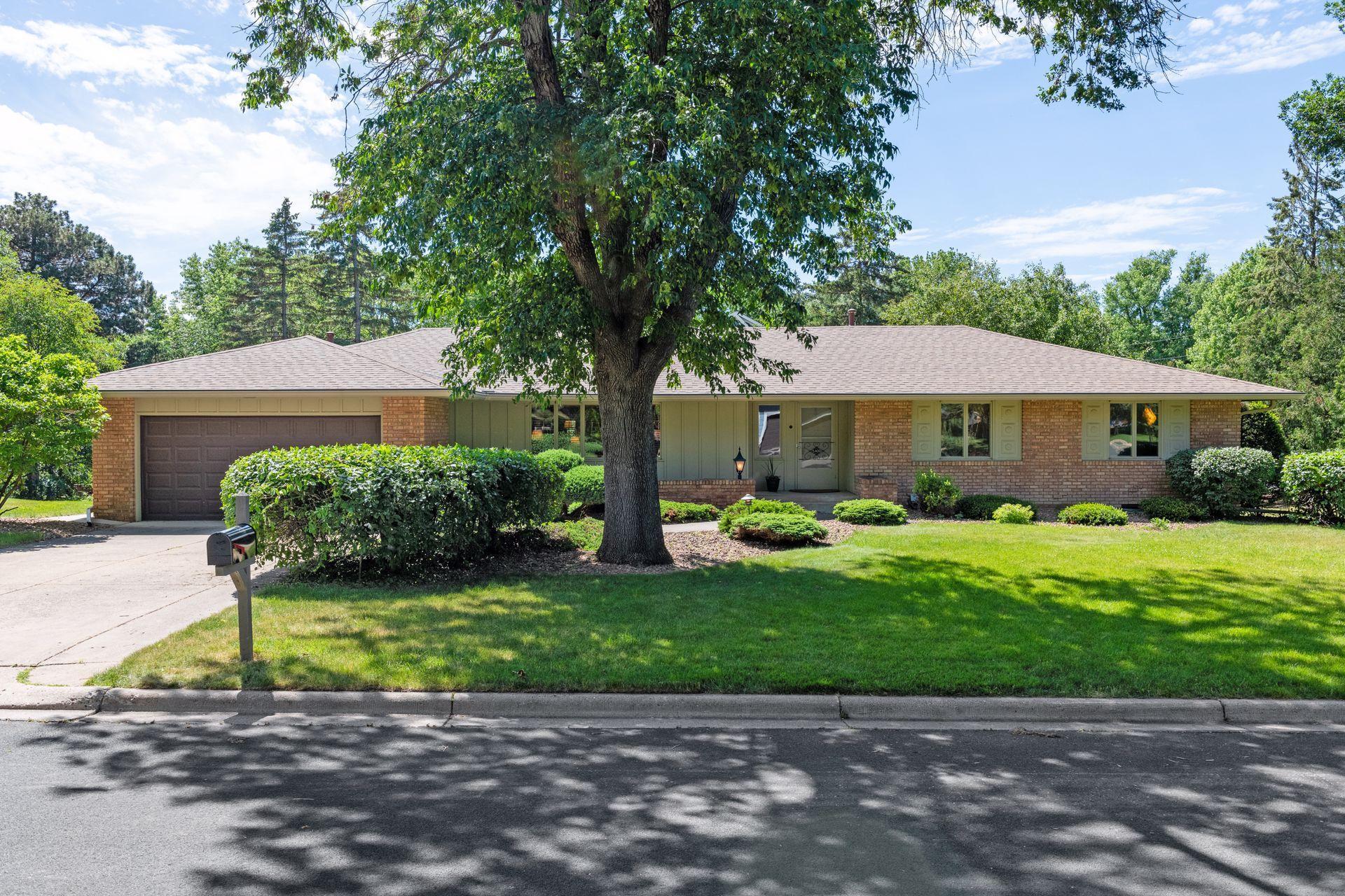 View of Residential at 5400 Highwood Drive, Edina MN 55436, Edina - Mike Wilen | Minnesota Team Real Estate