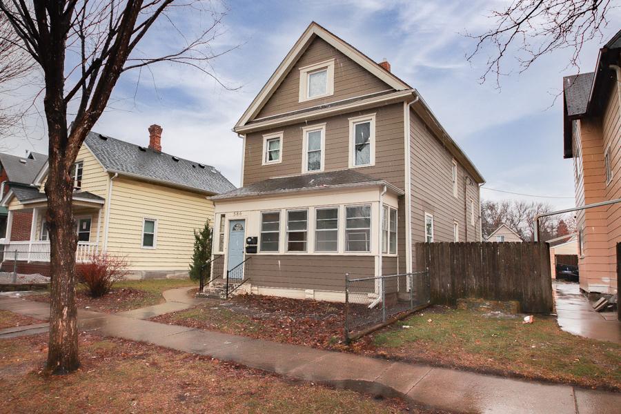 View of Residential Income at 586 Edmund Avenue, Saint Paul MN 55103, Saint Paul - Mike Wilen | Minnesota Team Real Estate