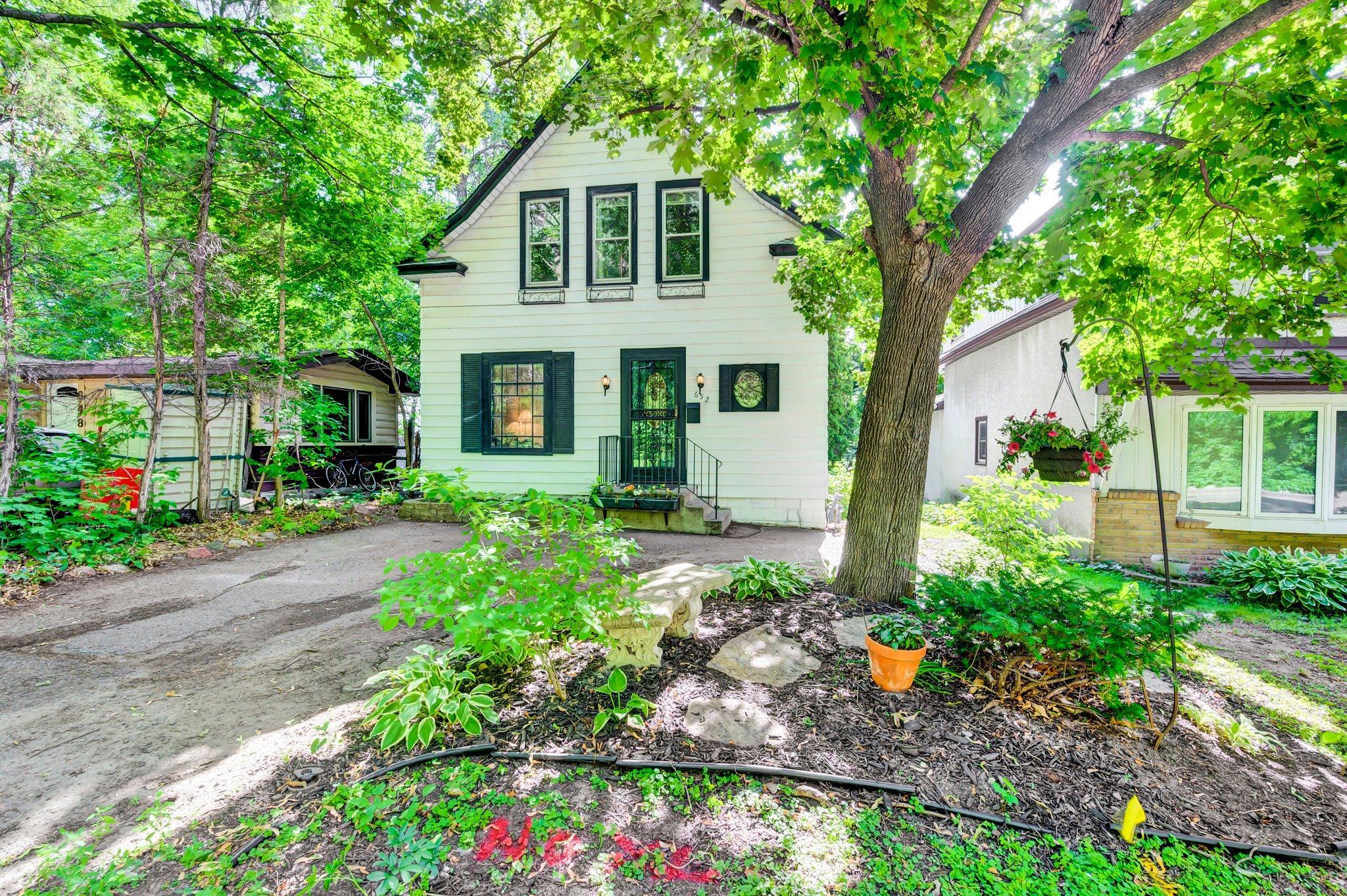 View of Residential at 652 Lexington Parkway, Saint Paul MN 55116, Saint Paul - Mike Wilen | Minnesota Team Real Estate