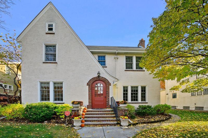 View of Residential at 164 Montrose Place, Saint Paul MN 55104, Saint Paul - Mike Wilen | Minnesota Team Real Estate