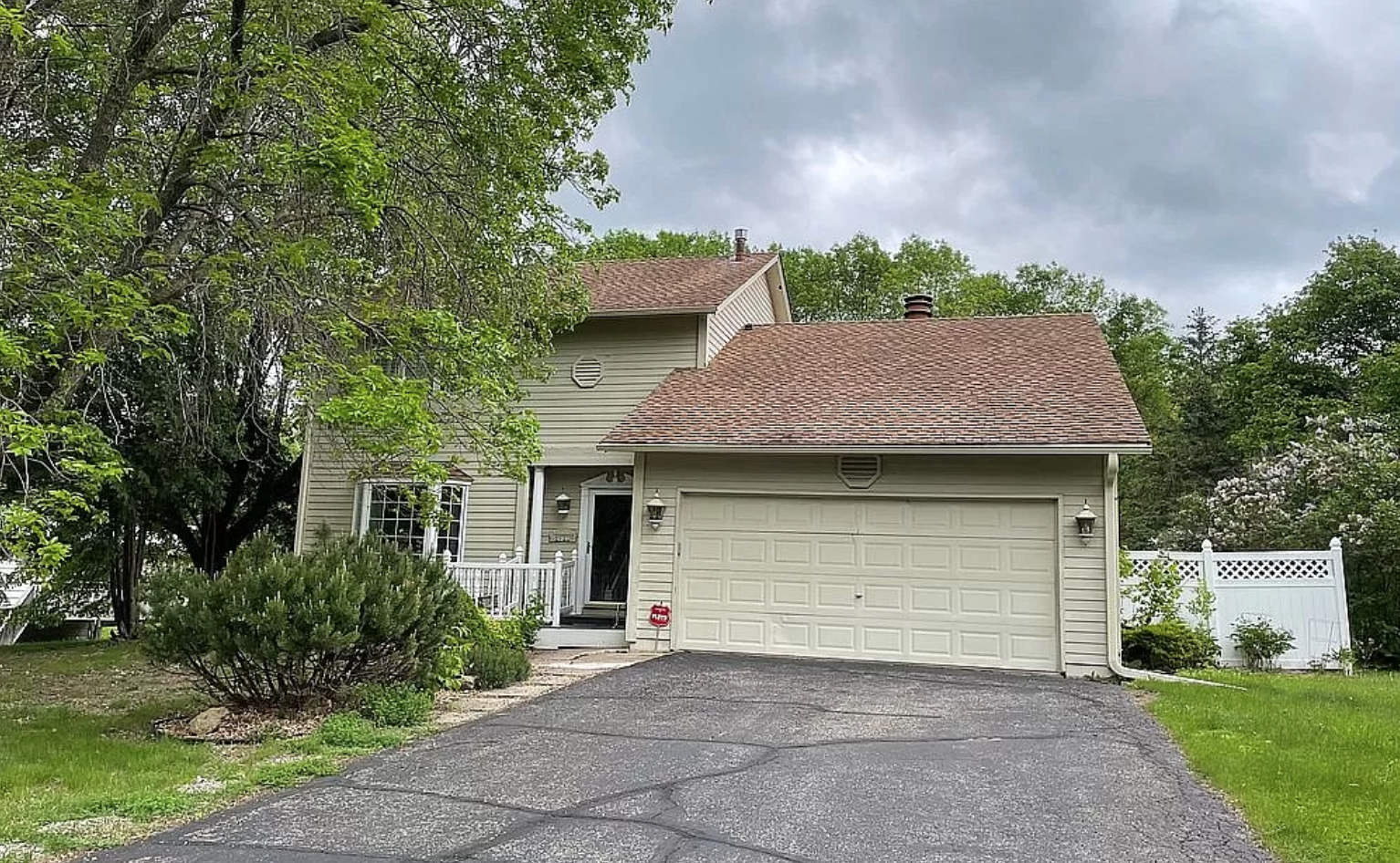 View of Residential at 2511 Abbey Hill Drive, Minnetonka MN 55305, Minnetonka - Mike Wilen | Minnesota Team Real Estate