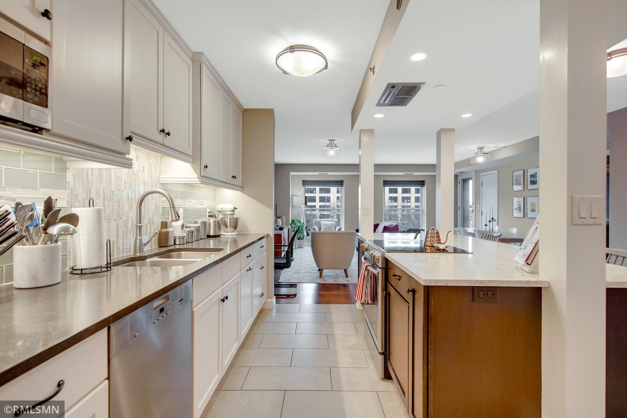View of Residential at 198 6th Street #402, Saint Paul MN 55101, Saint Paul - Mike Wilen | Minnesota Team Real Estate