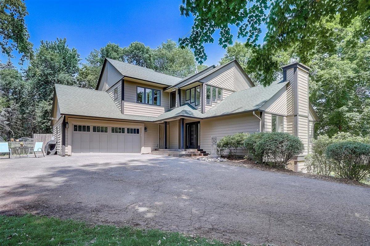 View of Residential at 2390 Vernon Circle, Minnetonka MN 55305, Minnetonka - Mike Wilen | Minnesota Team Real Estate