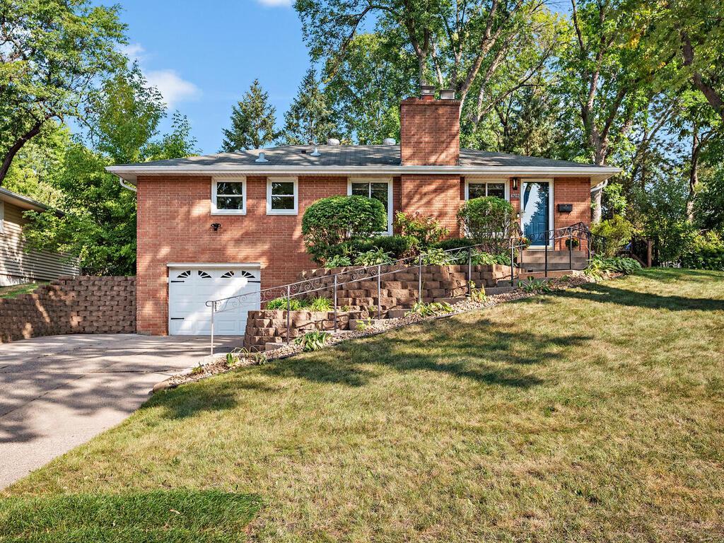 View of Residential at 6702 37th Avenue, Crystal MN 55427, Crystal - Mike Wilen | Minnesota Team Real Estate