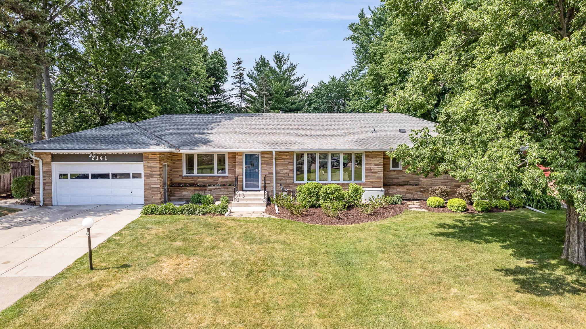 View of Residential at 2141 Upper Saint Dennis Road, Saint Paul MN 55116, Saint Paul - Mike Wilen | Minnesota Team Real Estate