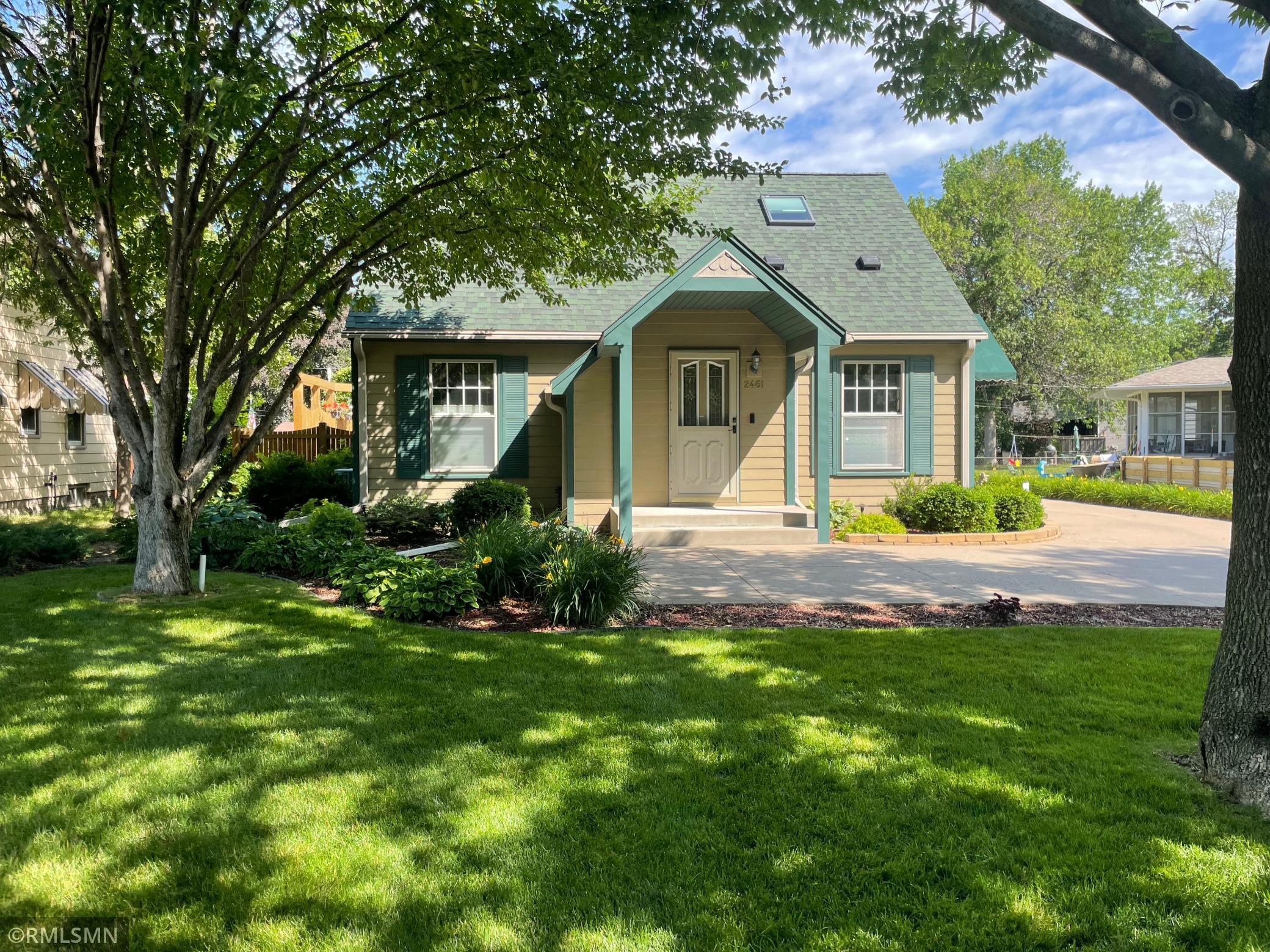 View of Residential at 2461 Stillwater Road, Maplewood MN 55119, Maplewood - Mike Wilen | Minnesota Team Real Estate