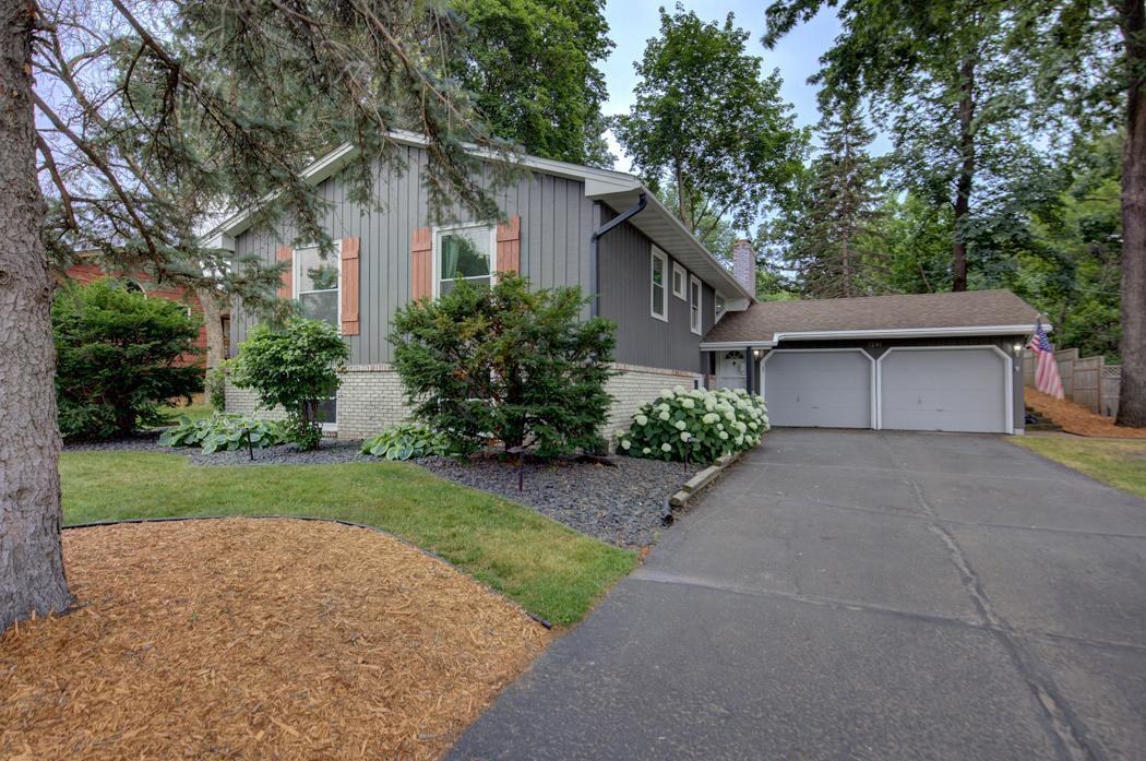 View of Residential at 7201 Coachwood Road, Woodbury MN 55125, Woodbury - Mike Wilen | Minnesota Team Real Estate